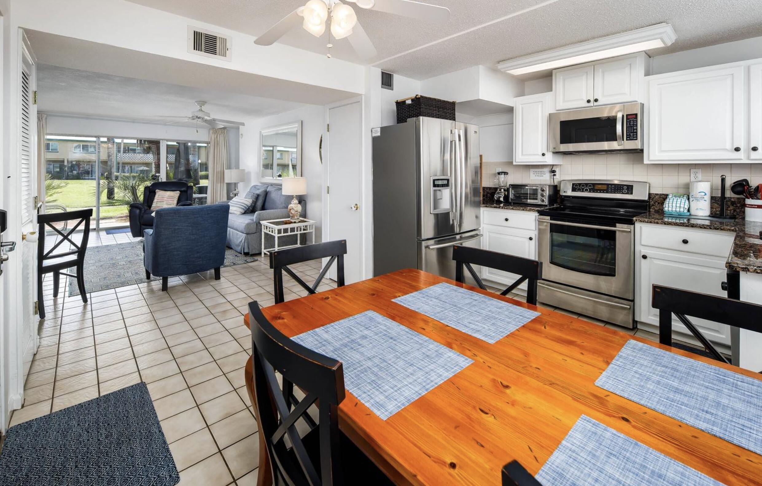 SEASPRAY CONDO - Residential