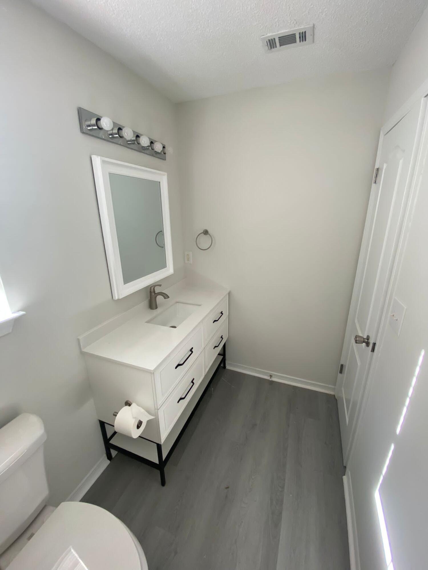 SOUTHWAY ESTATES 1ST ADDN - Residential