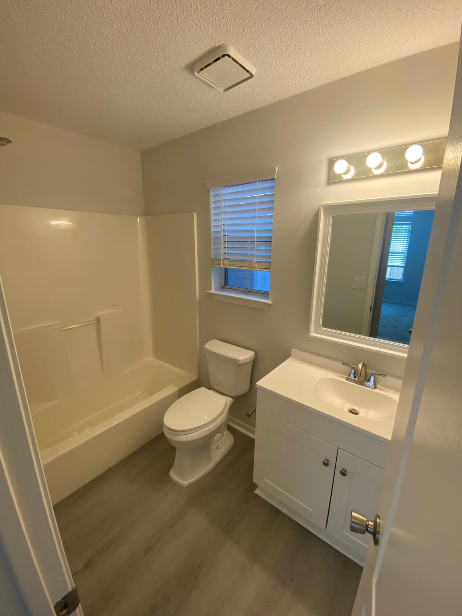 SOUTHWAY ESTATES 1ST ADDN - Residential