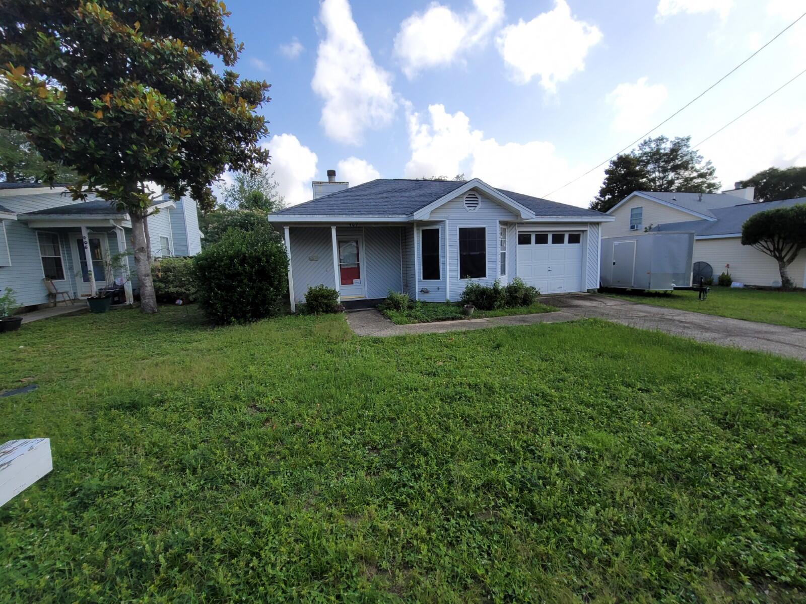 Newly Renovated 3bd, 2 Ba Home. New Roof & HVAC Installed (2022) New Paint Inside & Out, New Flooring Baths Luxury Vinyl Baths and Carpet in bedrooms. Updated Kitchen with New Granite Counter-tops and New Stainless Appliances. Updated Bathrooms, door knobs & Hinges, Blinds all windows and many more updates not listed. Come make your appointment to see what we've done. Could this be YOUR dream home? Room sizes approx. buyer to confirm
