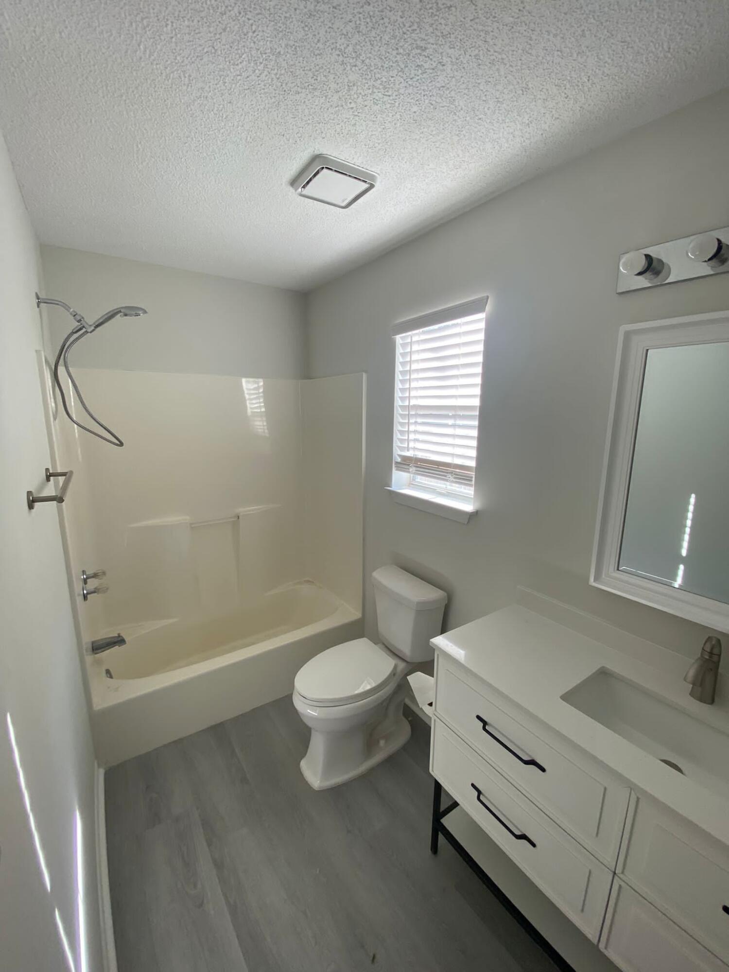 SOUTHWAY ESTATES 1ST ADDN - Residential