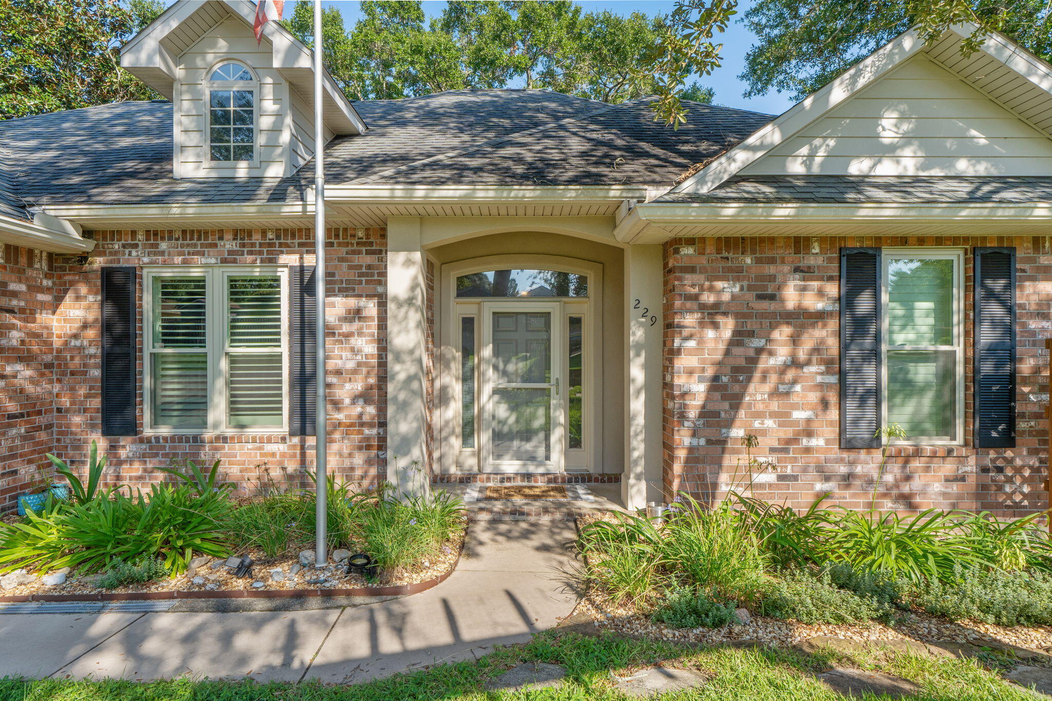 ROCKYWOOD PH 4 - Residential