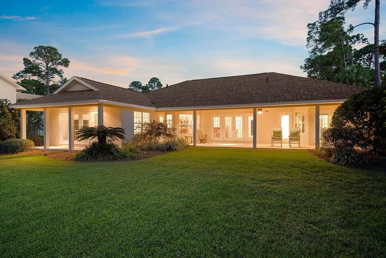 FLAMINGO BEACH - Residential