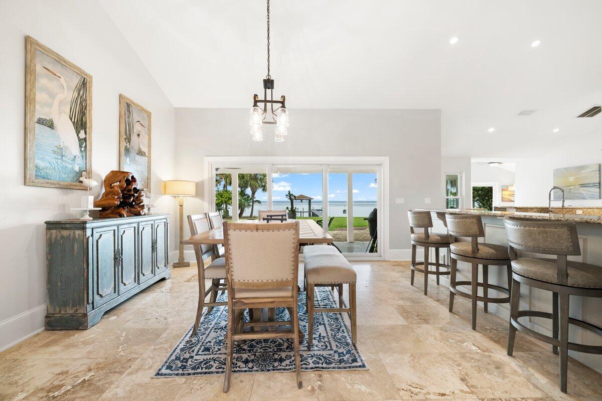 FLAMINGO BEACH - Residential