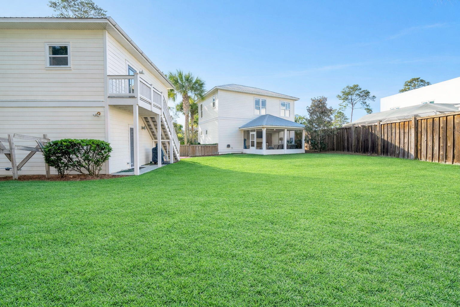 SEABREEZE 3RD ADDN - Residential