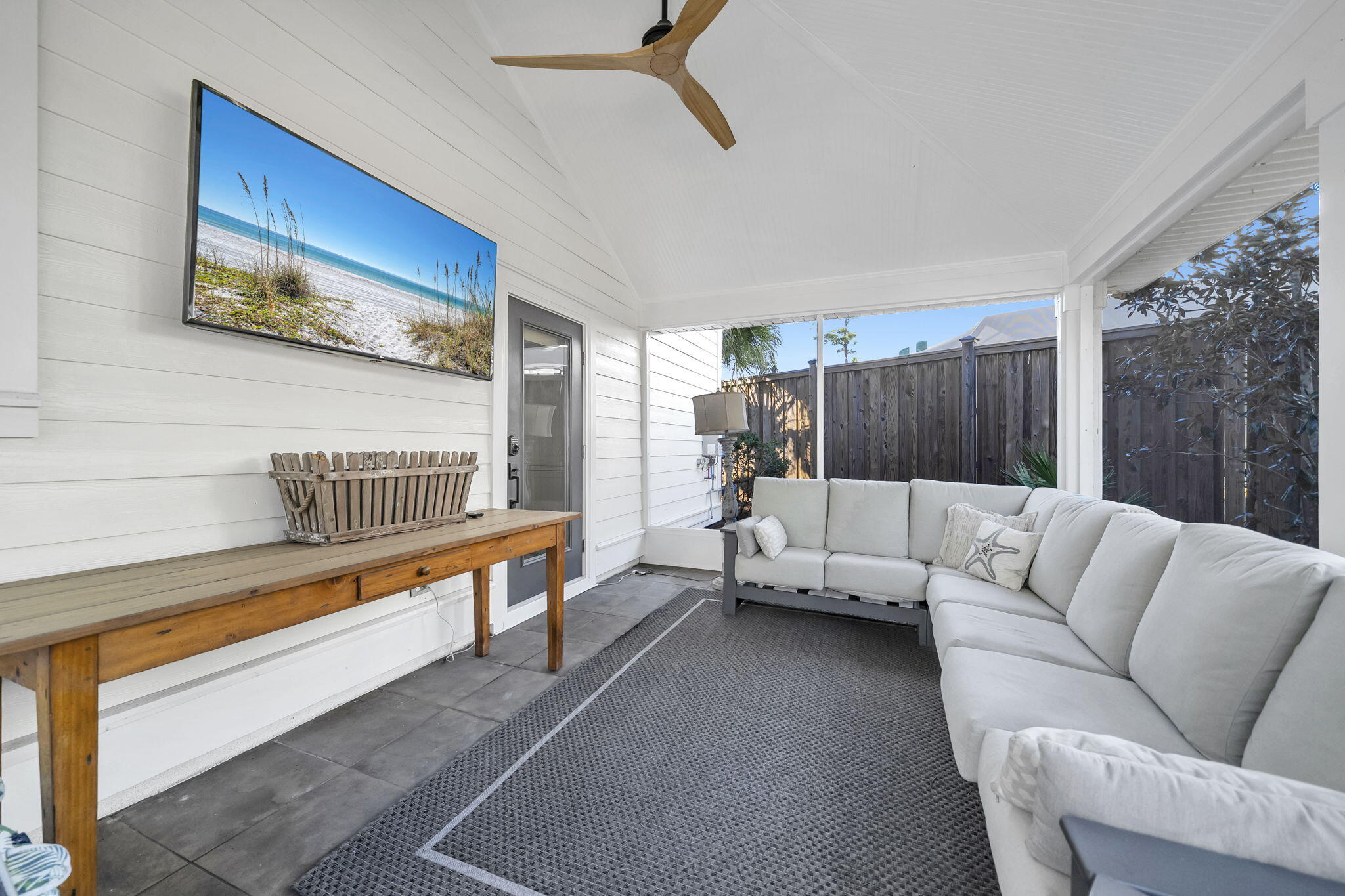 SEABREEZE 3RD ADDN - Residential