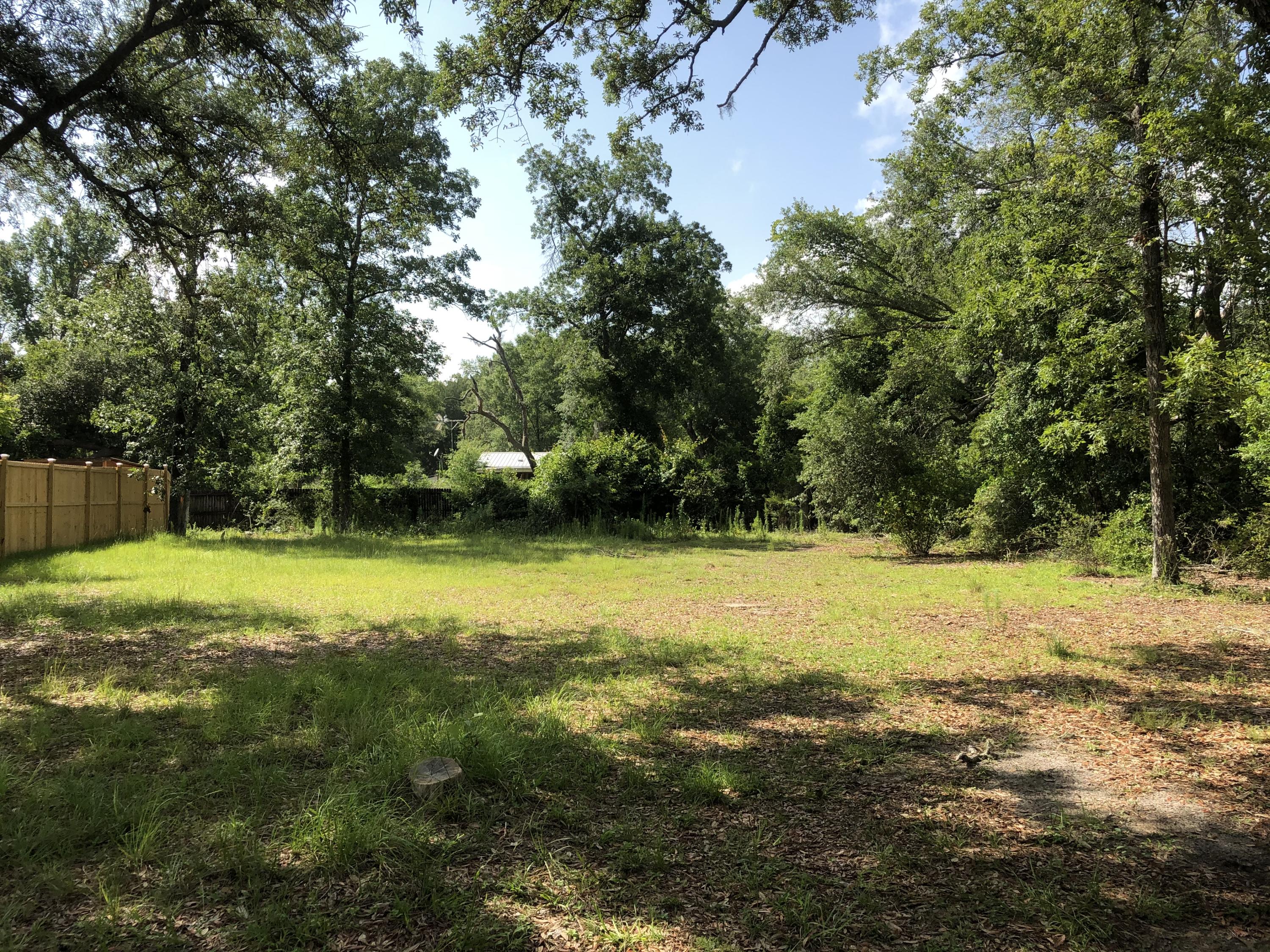 MAGNOLIA BAYE - Land