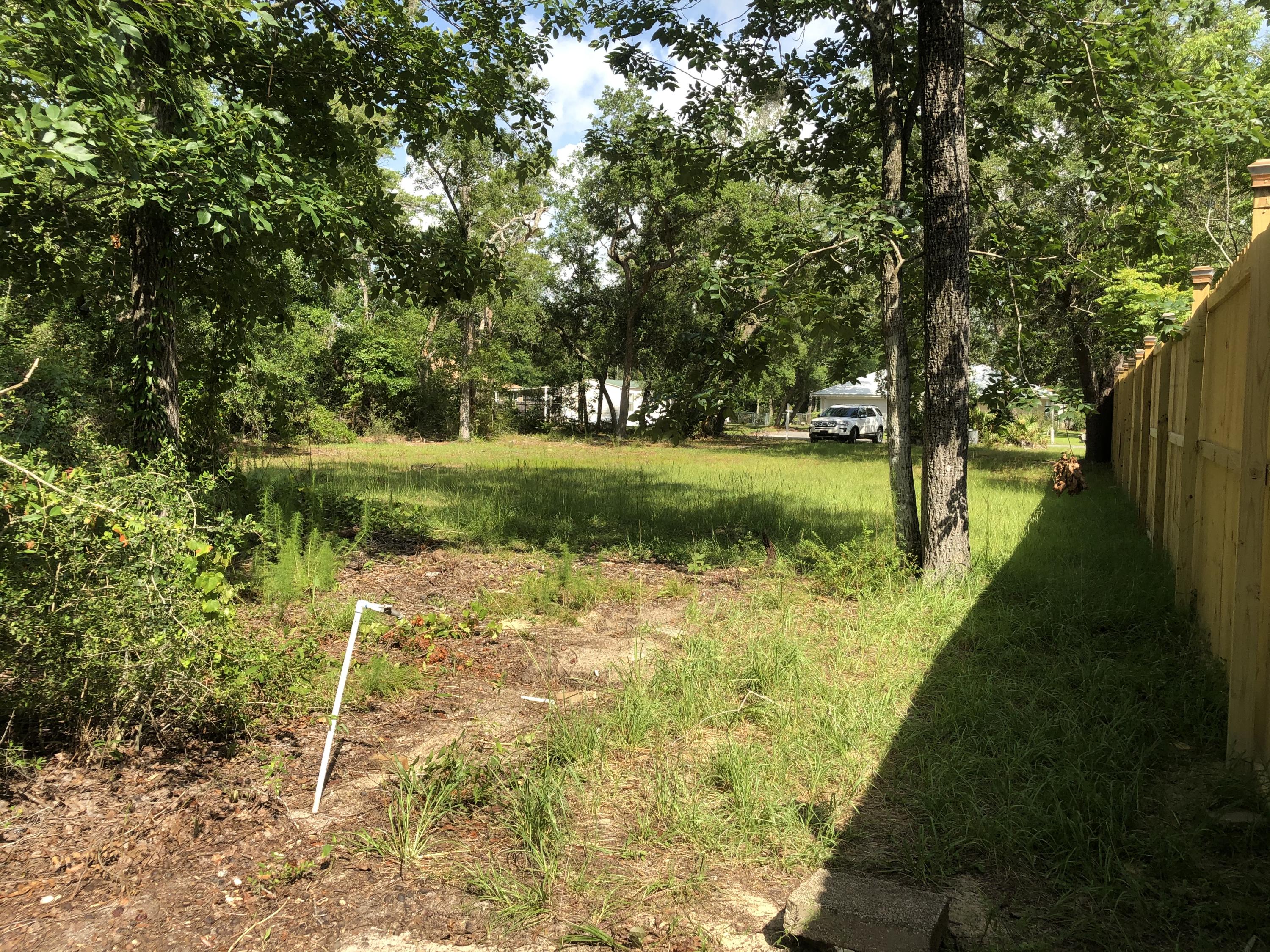 MAGNOLIA BAYE - Land