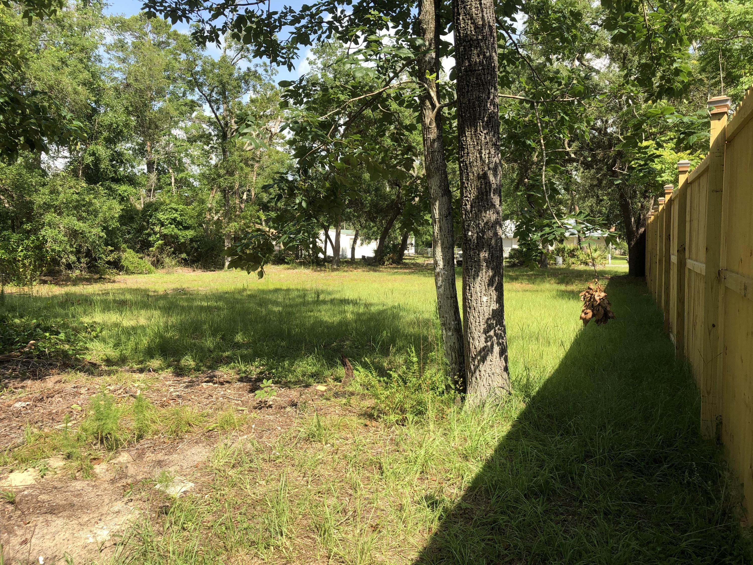 MAGNOLIA BAYE - Land