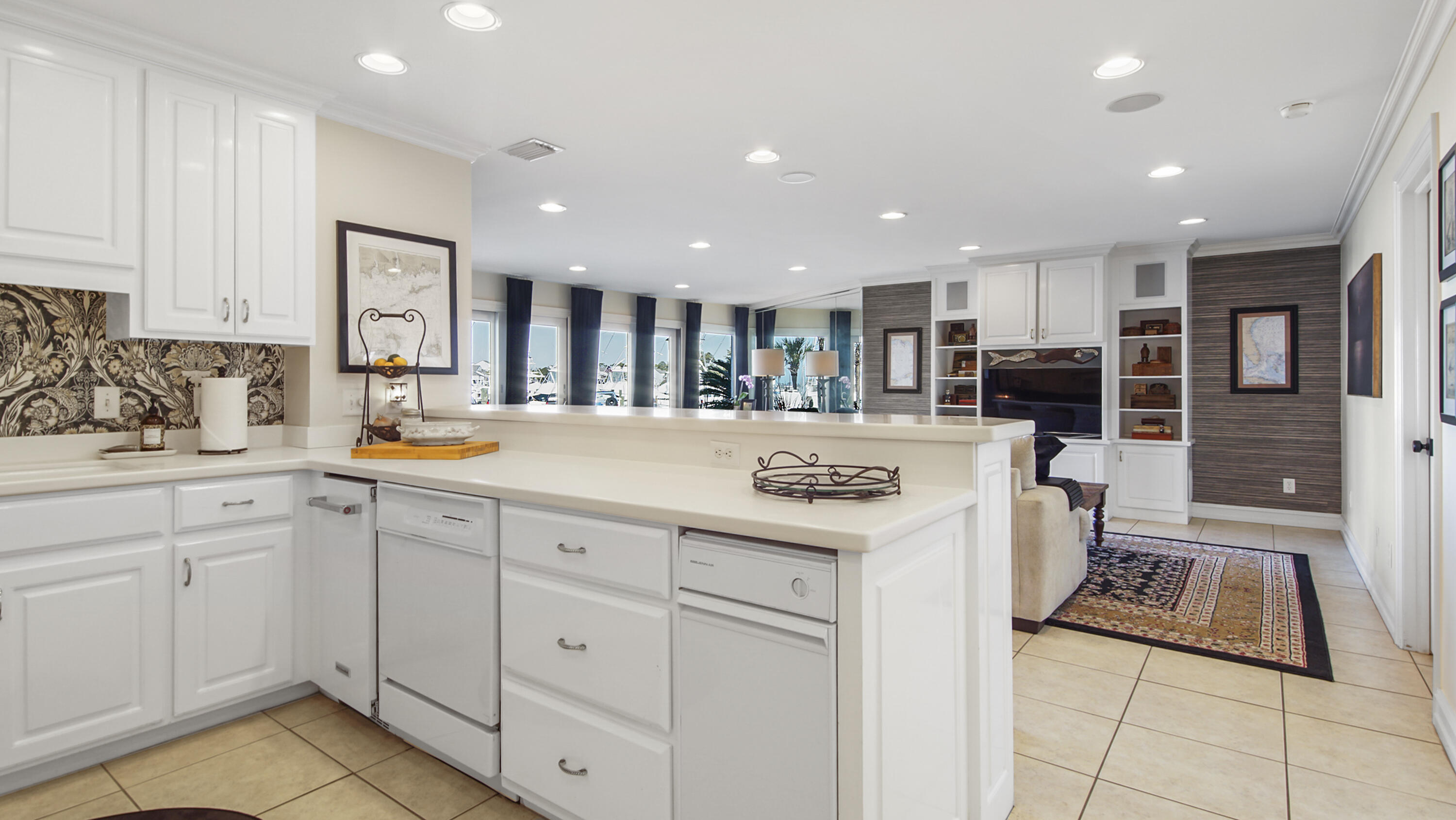 Bay Point Harbour Villas - Residential