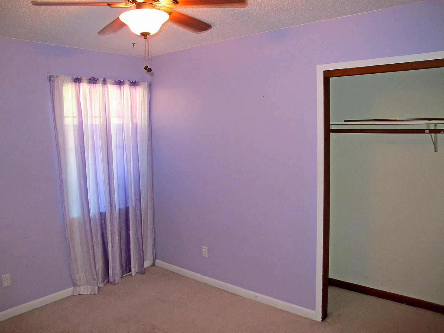 PINEWOOD ESTATES - Residential