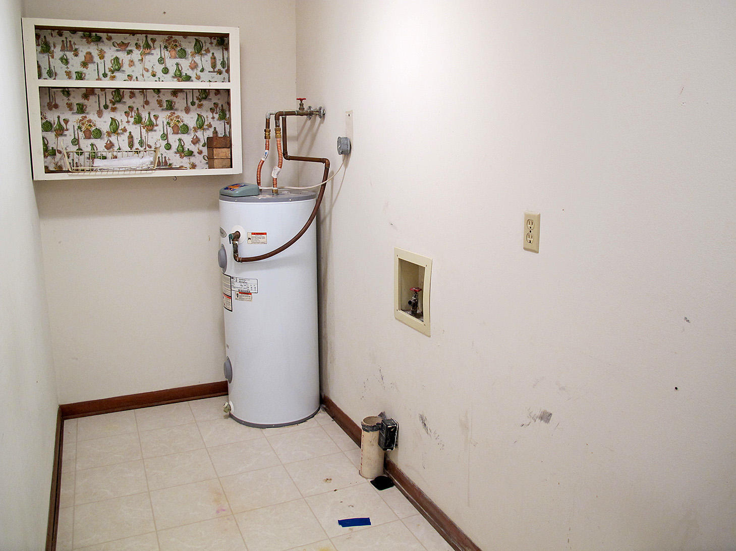 PINEWOOD ESTATES - Residential