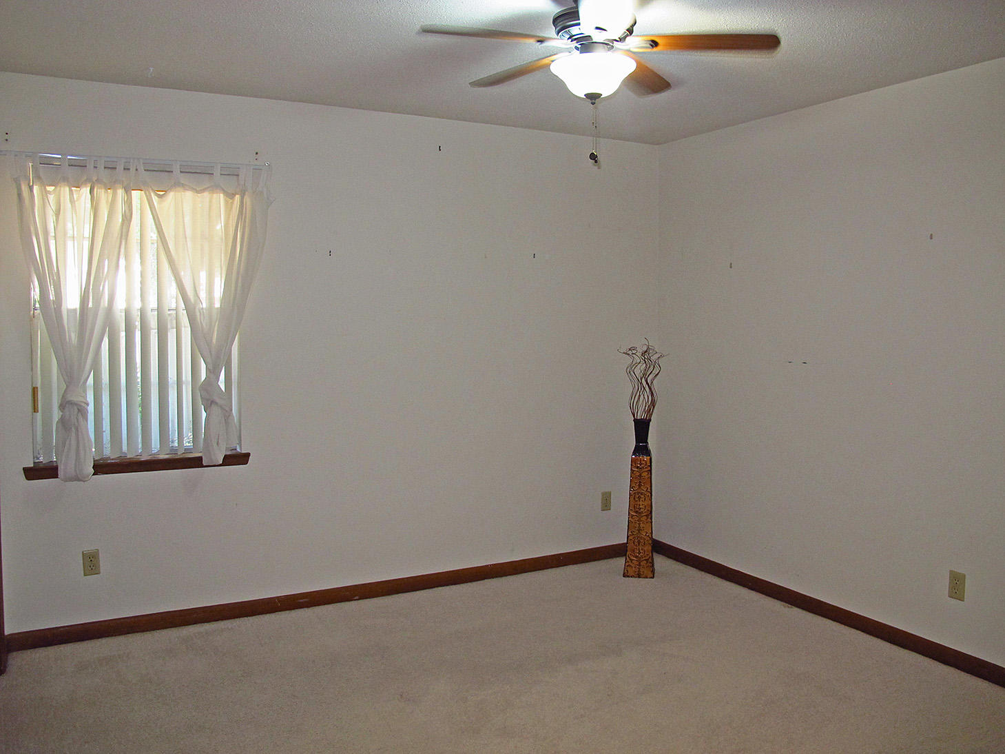 PINEWOOD ESTATES - Residential