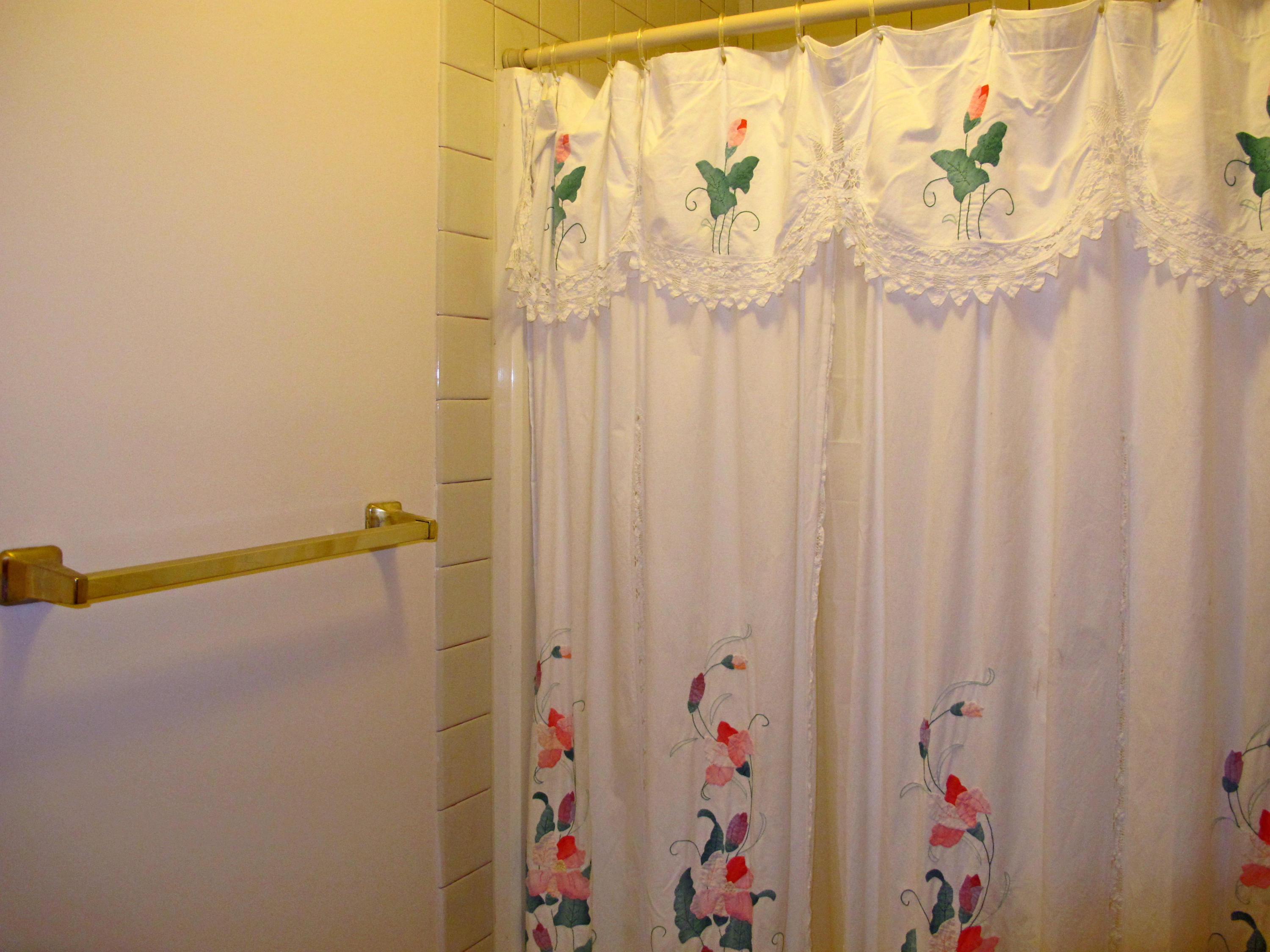 PINEWOOD ESTATES - Residential