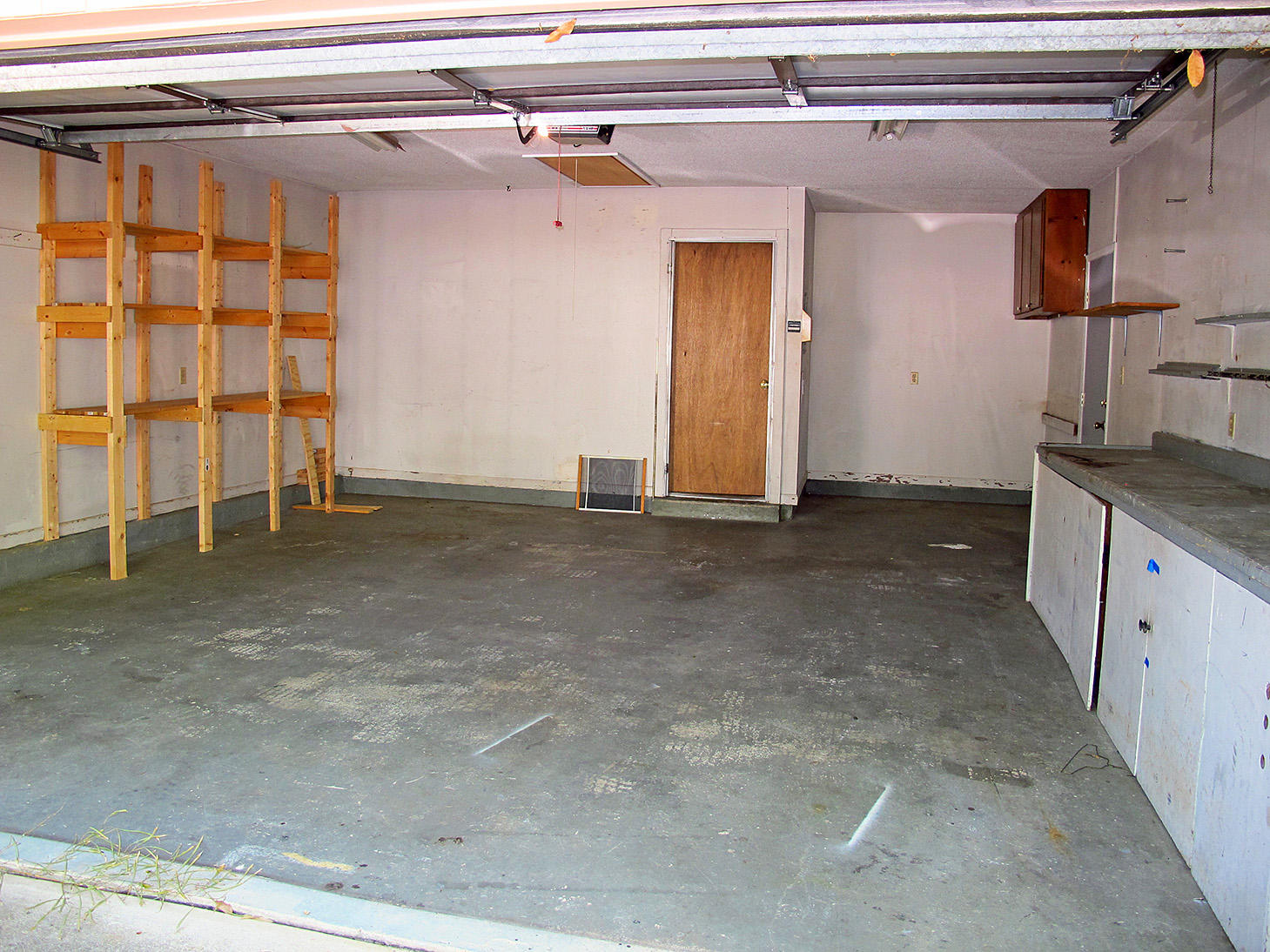 PINEWOOD ESTATES - Residential