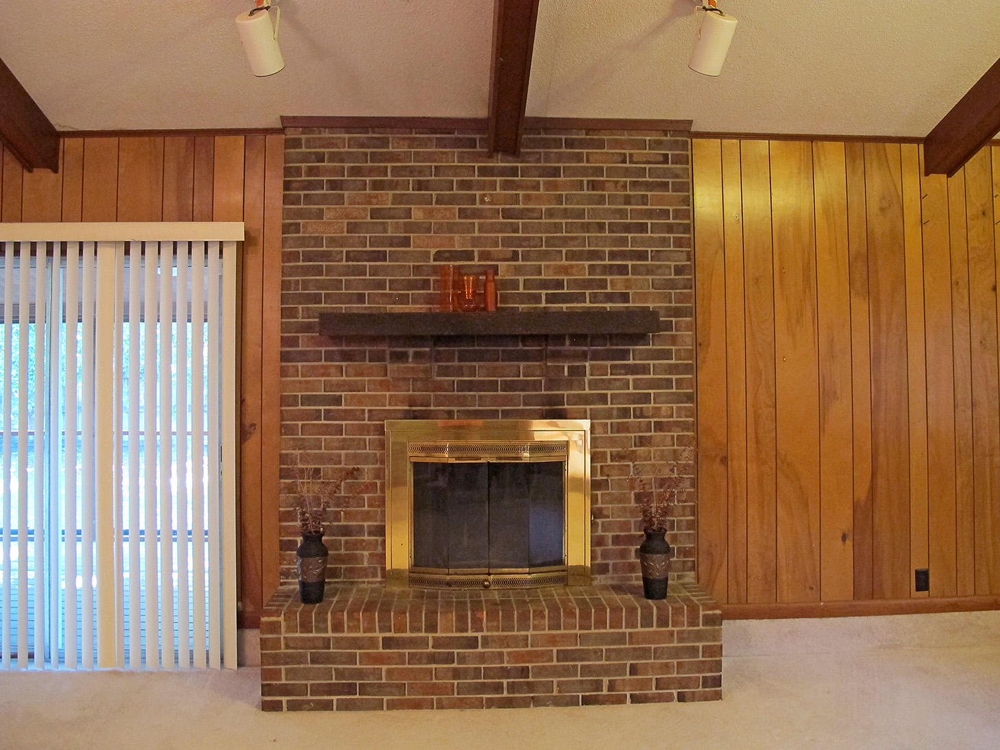 PINEWOOD ESTATES - Residential