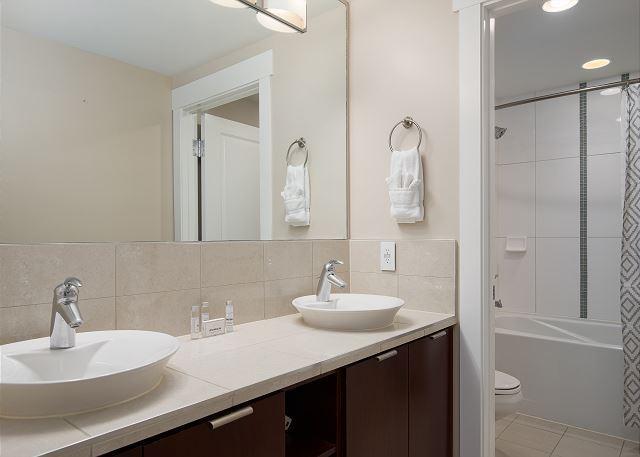 BAHIA CONDO - Residential