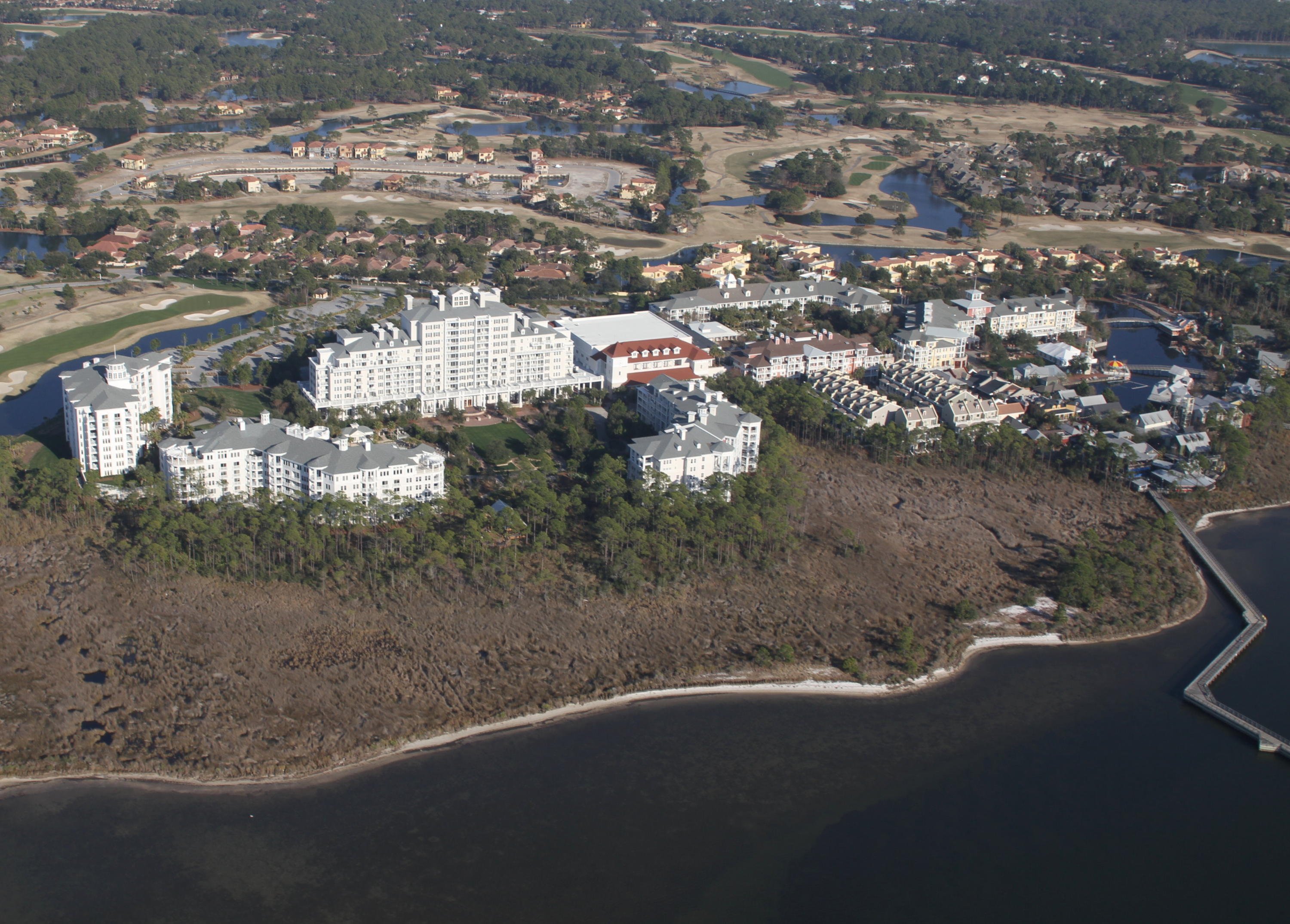 BAHIA CONDO - Residential