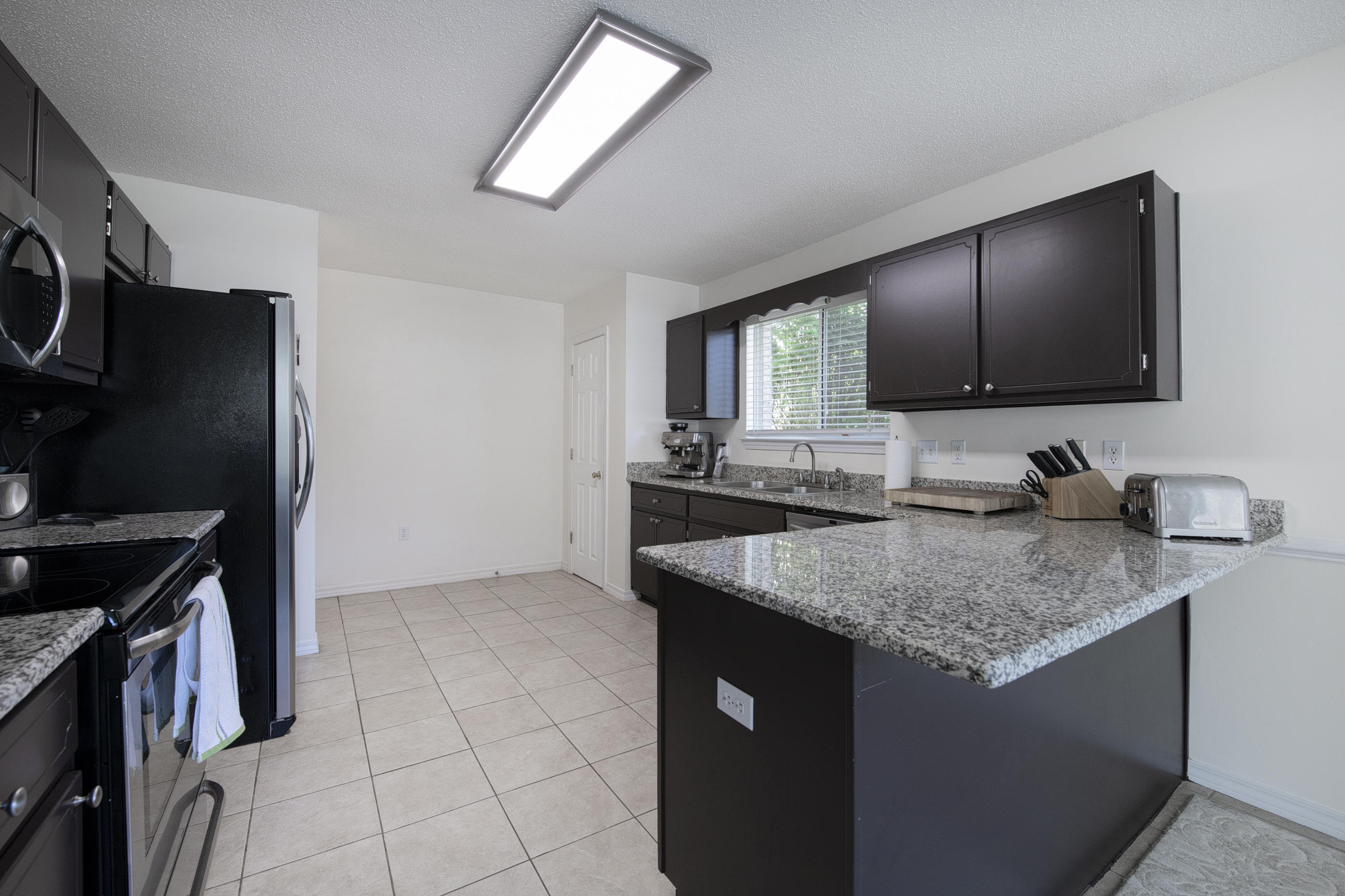 SHALIMAR COMMONS - Residential