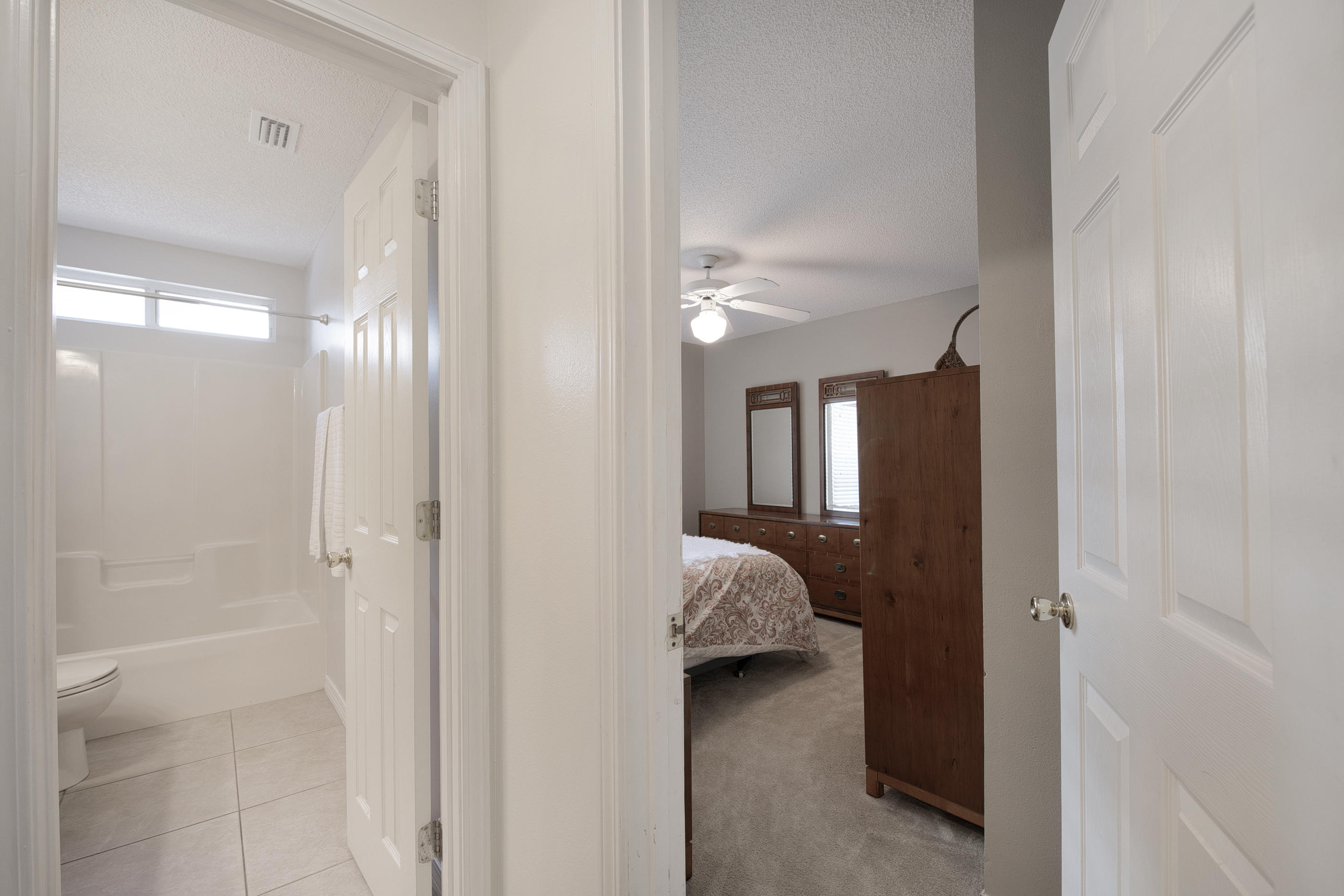 SHALIMAR COMMONS - Residential