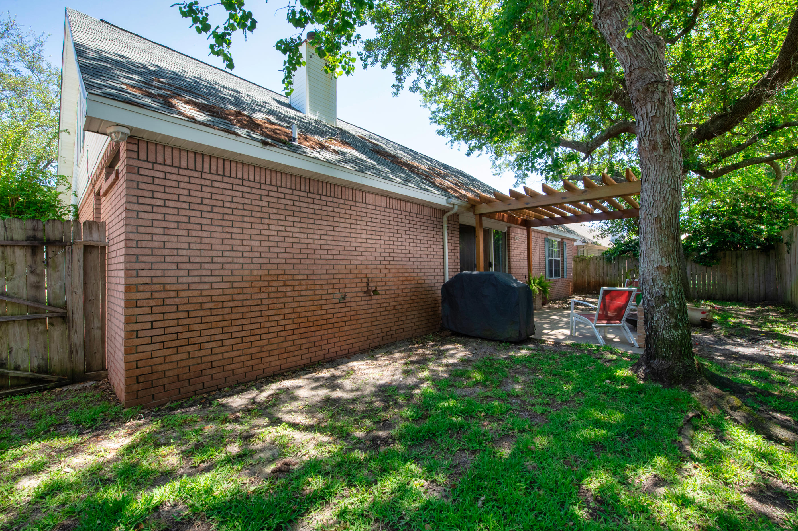 SHALIMAR COMMONS - Residential