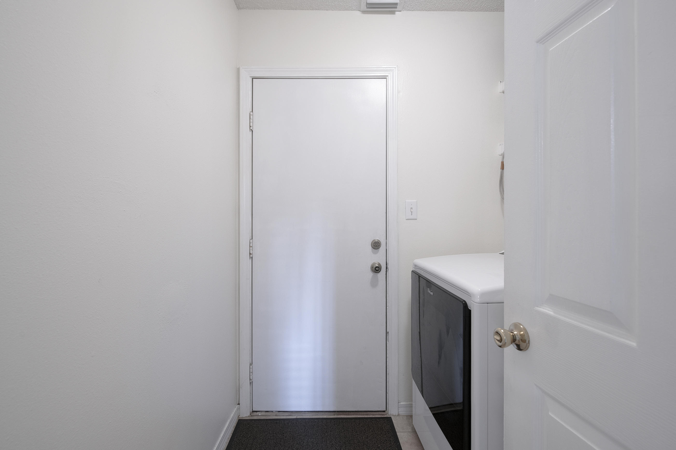 SHALIMAR COMMONS - Residential