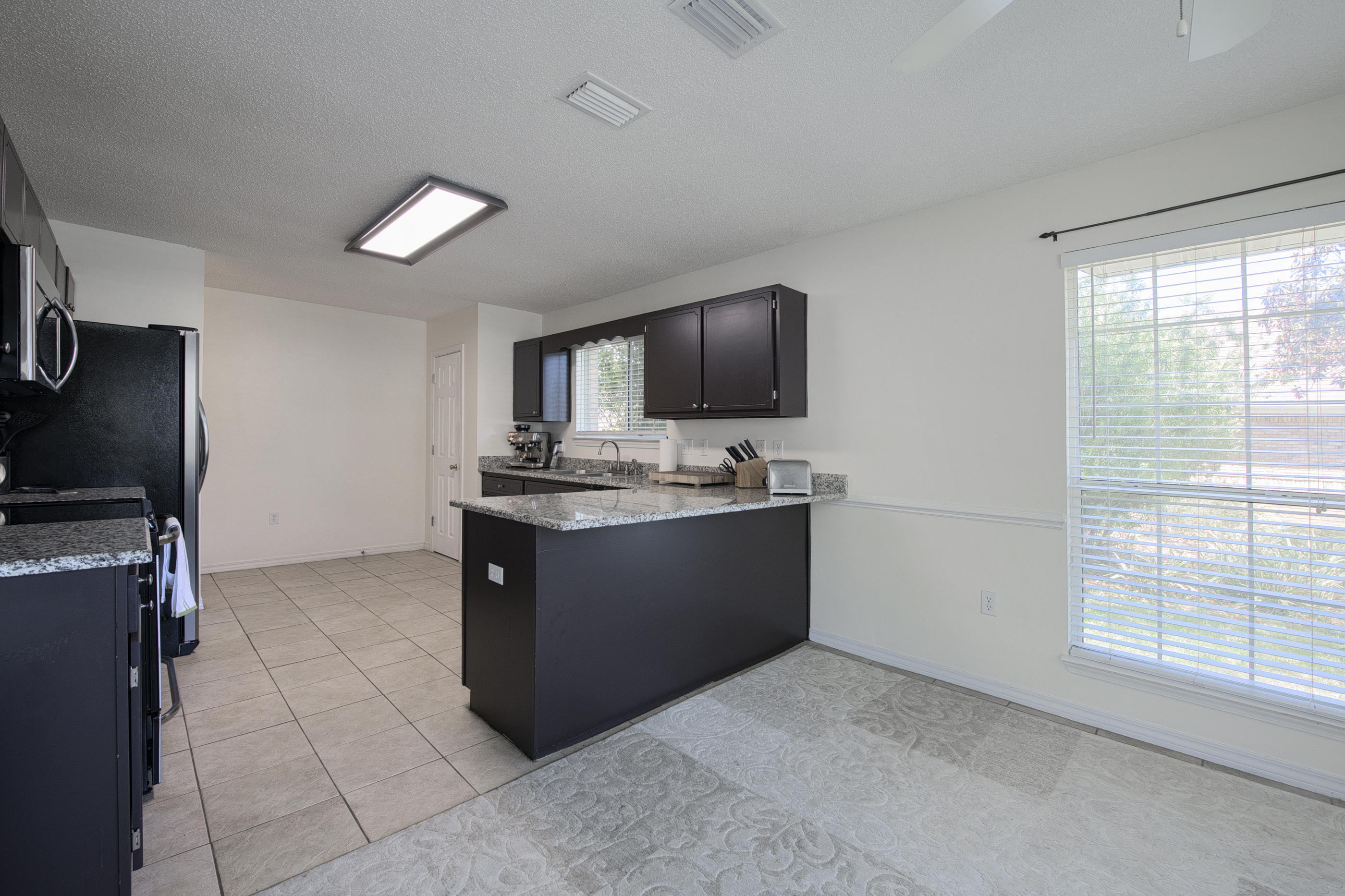 SHALIMAR COMMONS - Residential