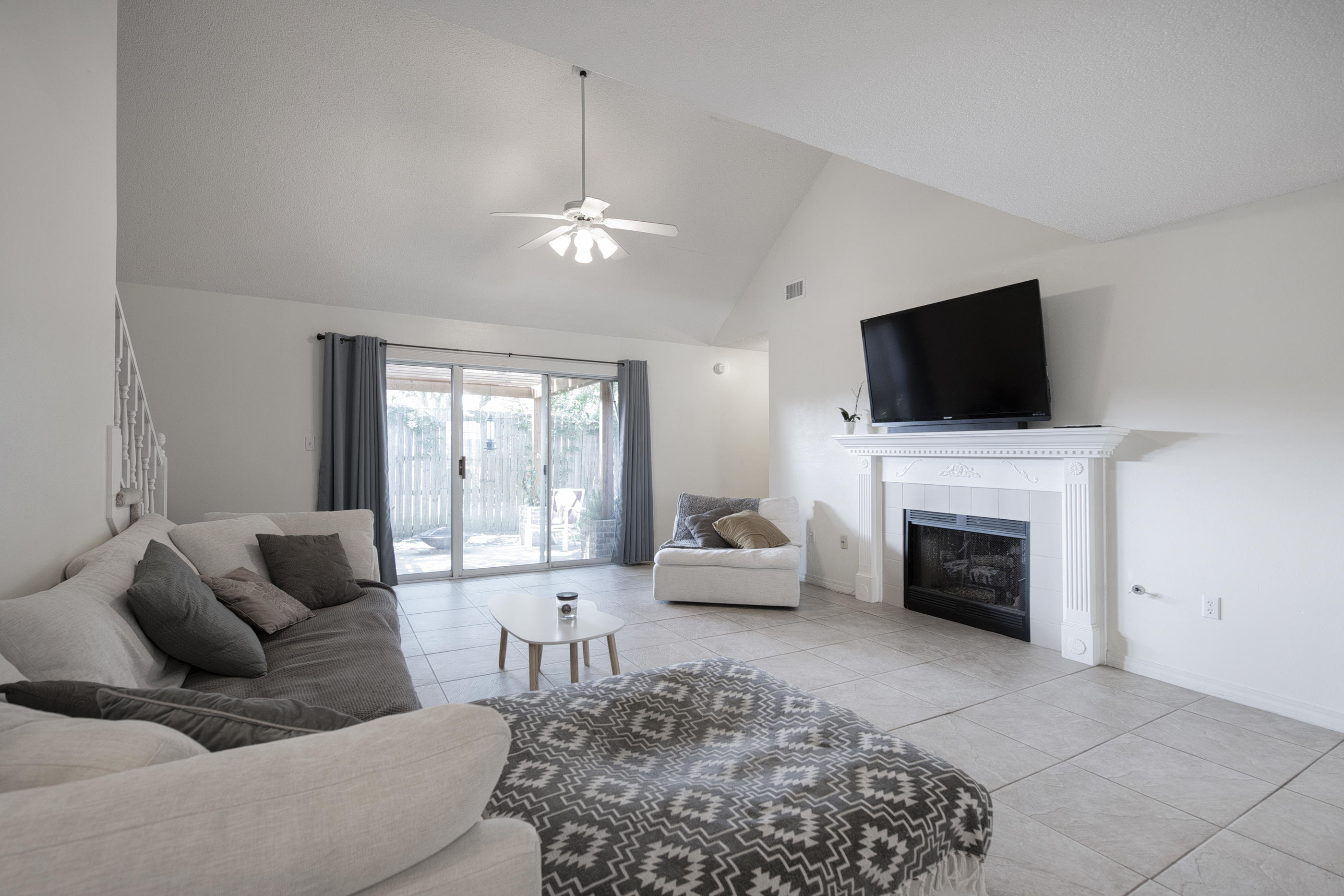 SHALIMAR COMMONS - Residential