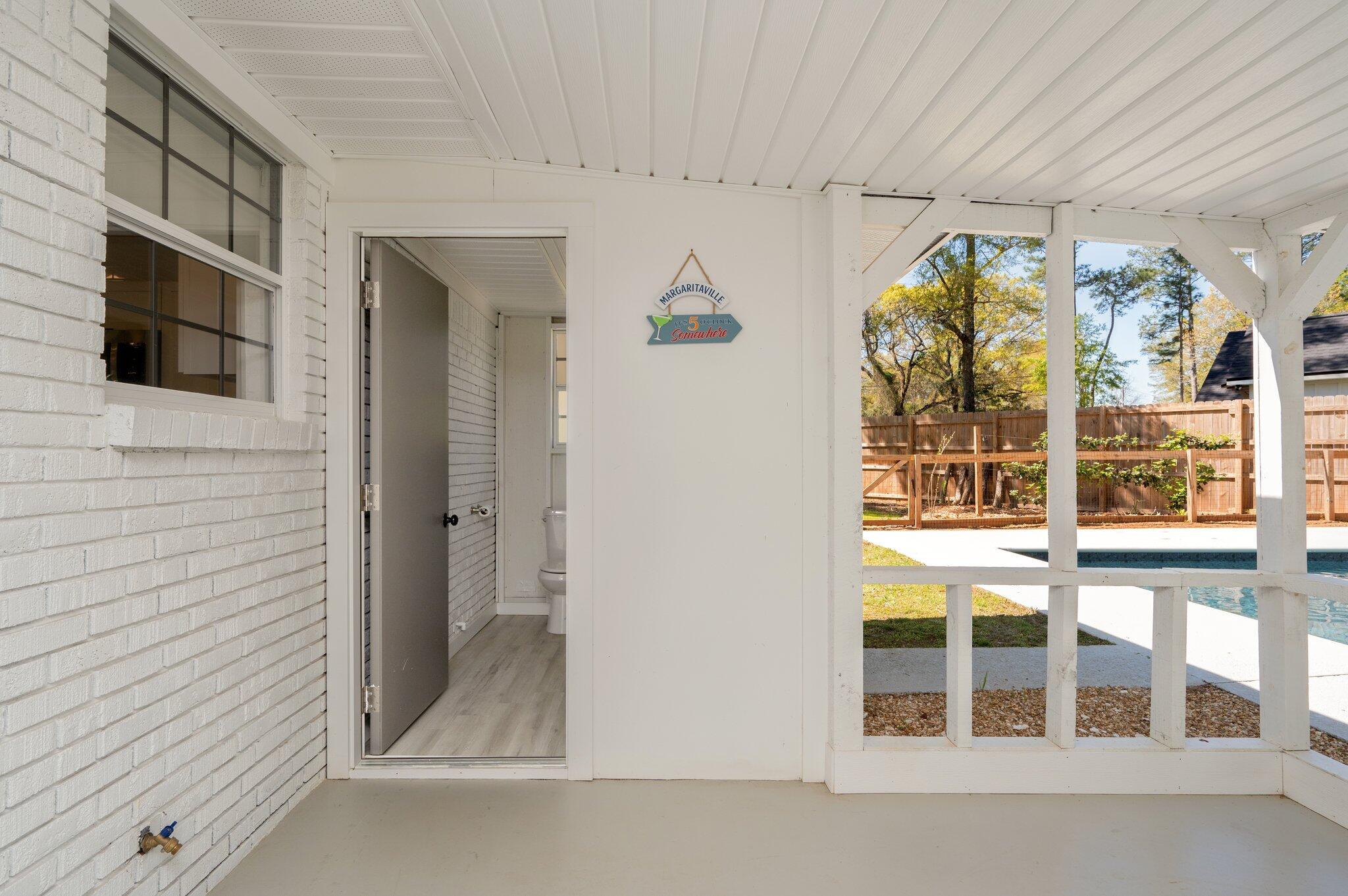 HOLLY HILLS - Residential