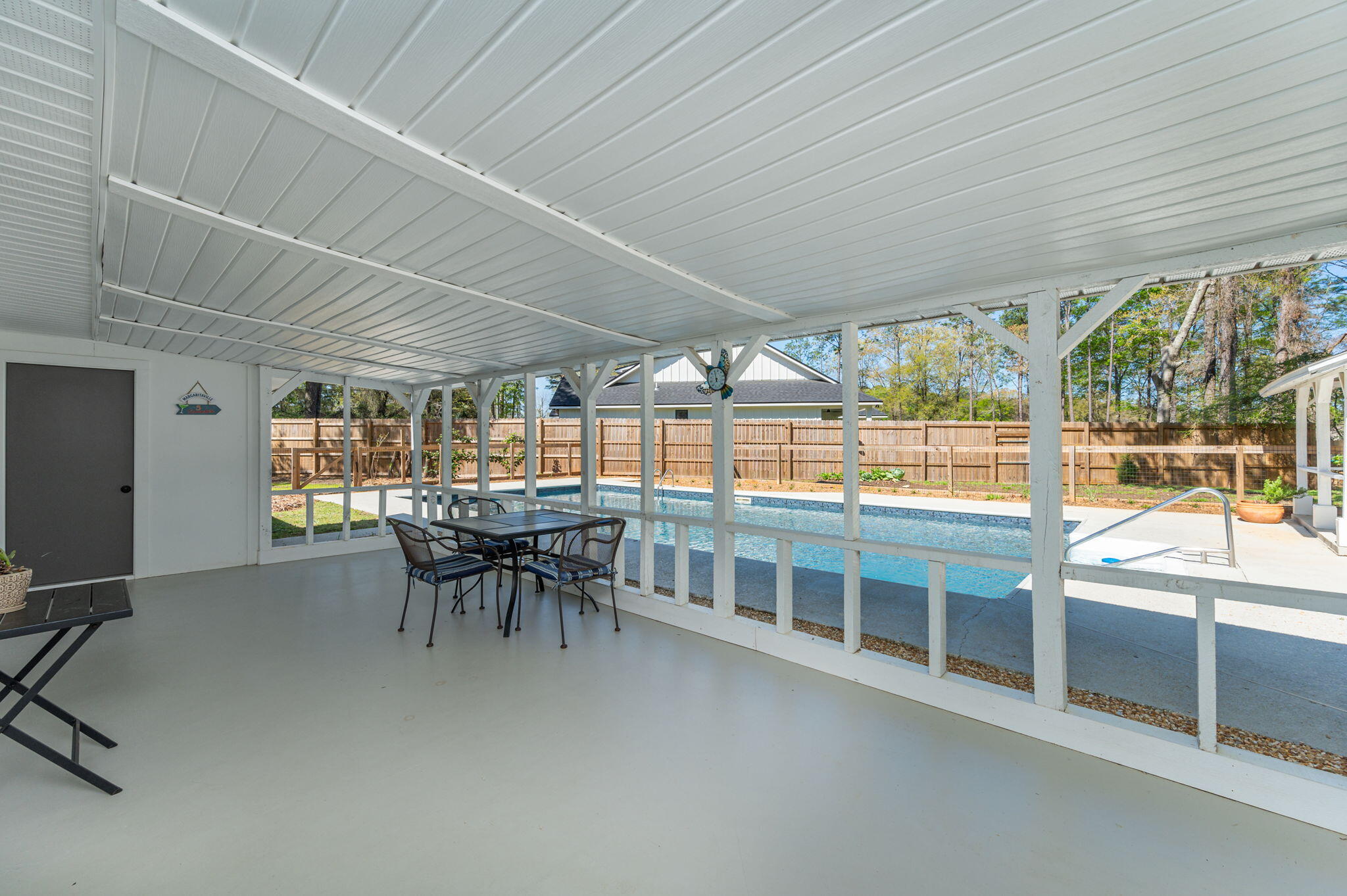 HOLLY HILLS - Residential