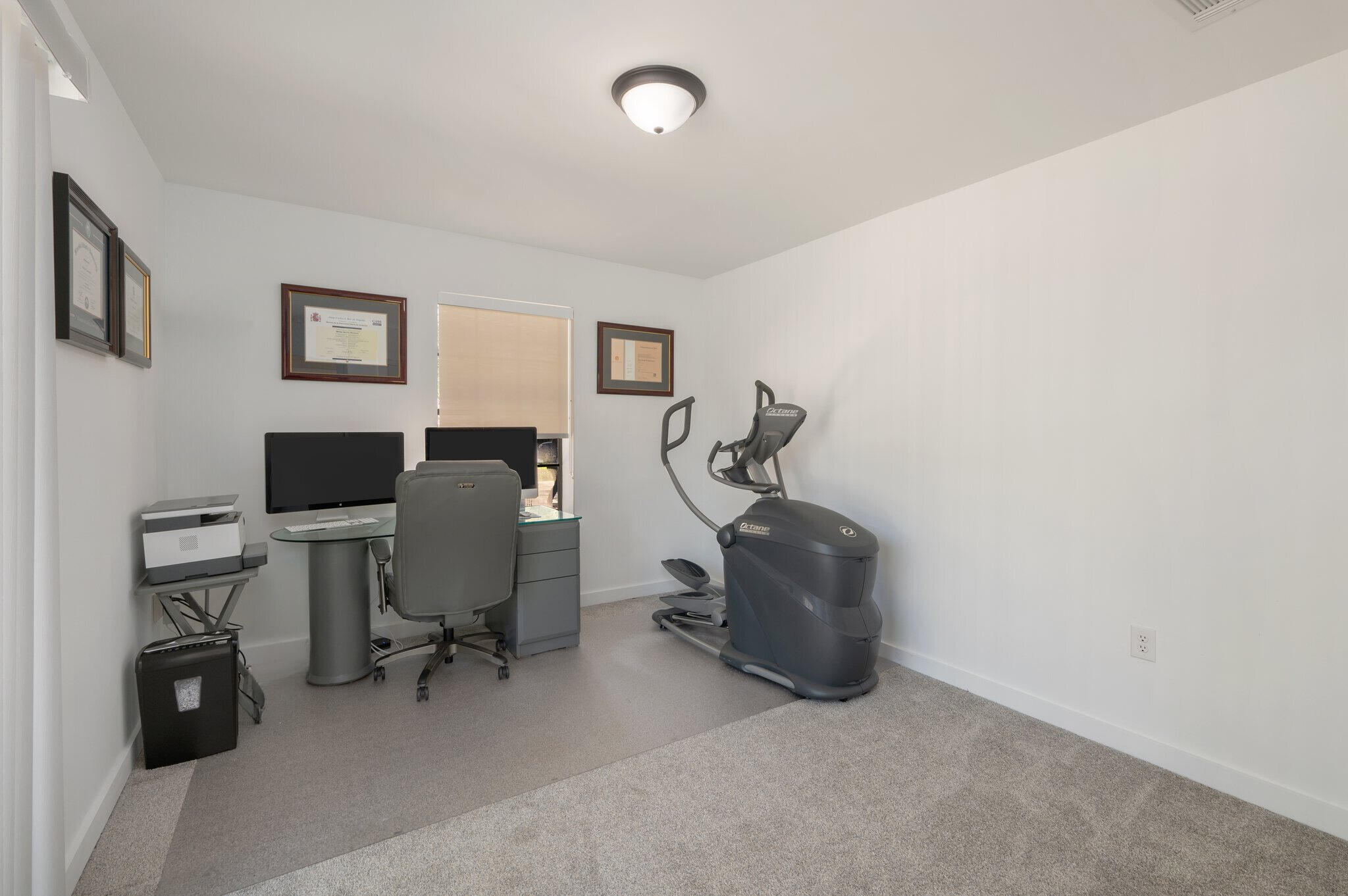 HOLLY HILLS - Residential