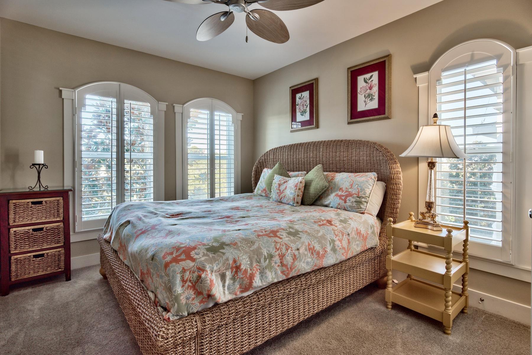 VILLAS AT SEAGROVE BEACH - Residential