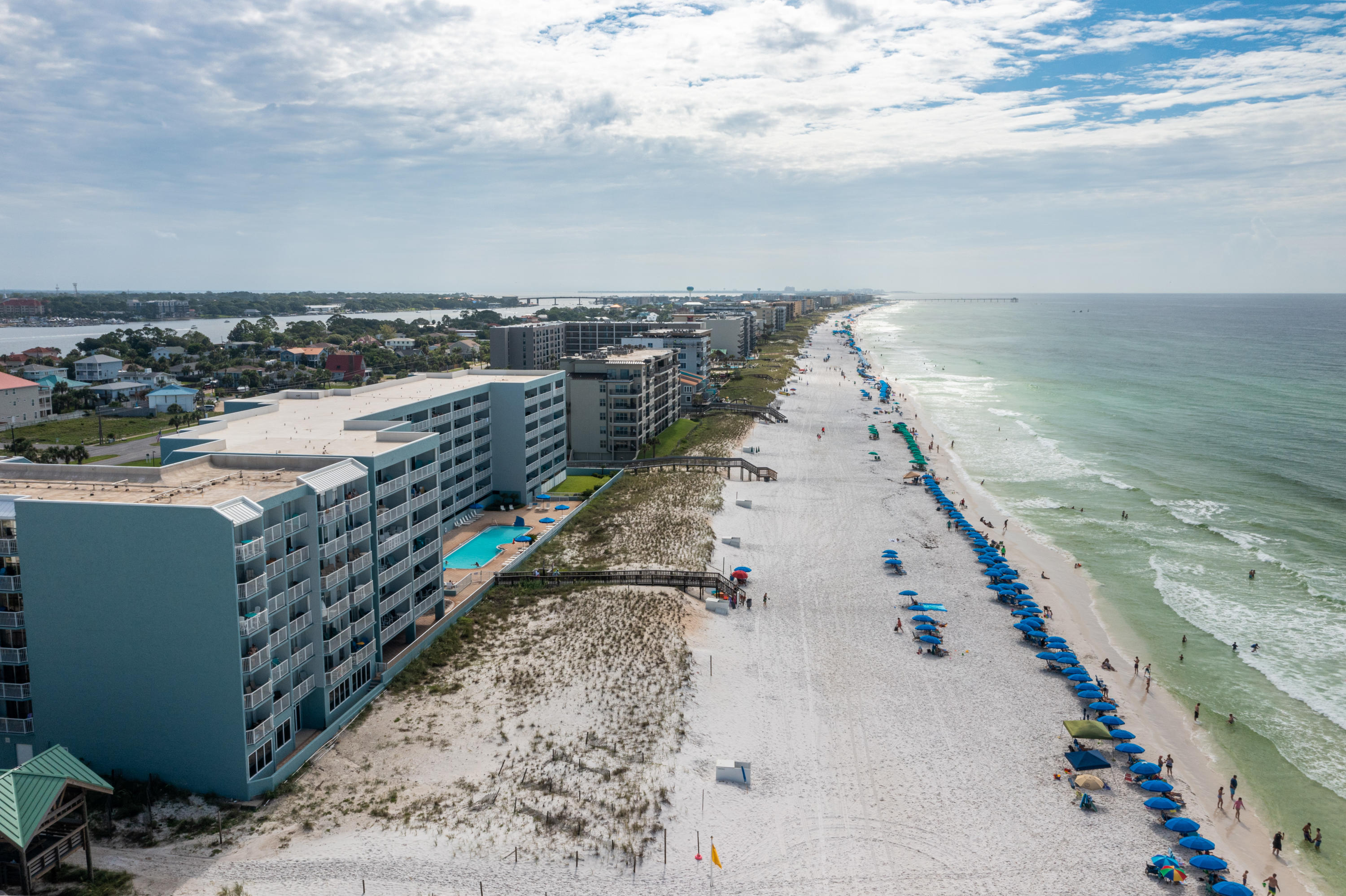 ISLANDER BEACH RESORT CONDO - Residential