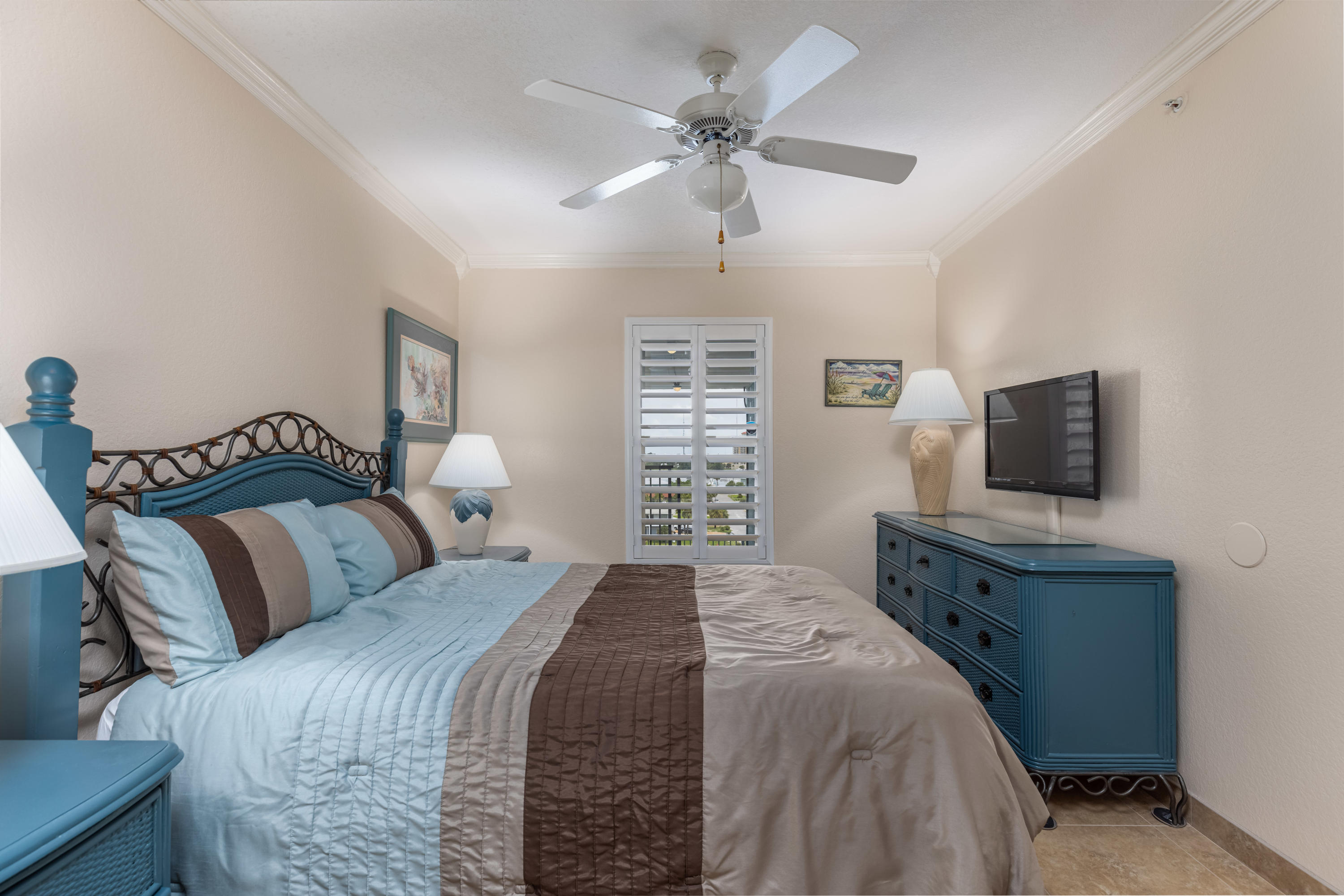 ISLANDER BEACH RESORT CONDO - Residential