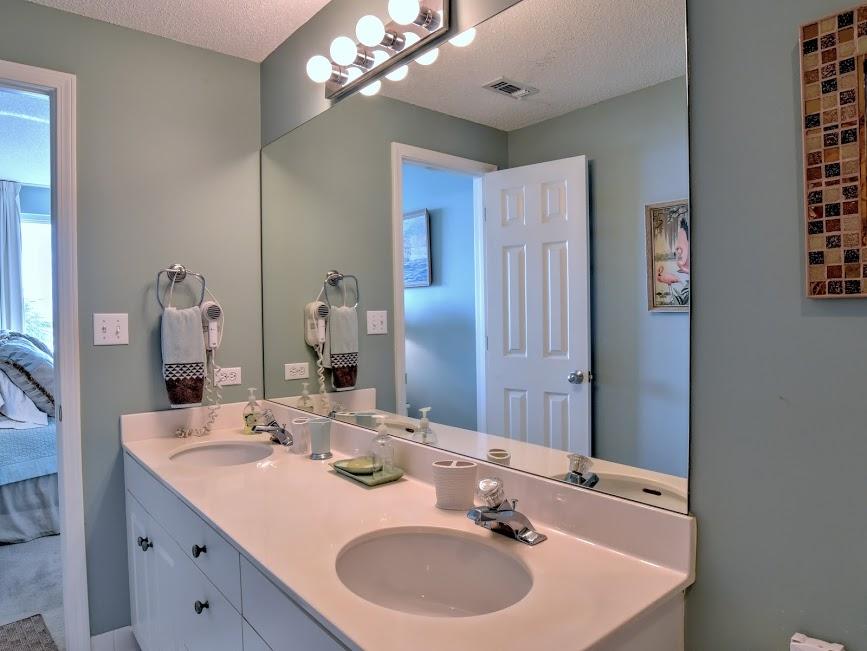 LEEWARD KEY - Residential