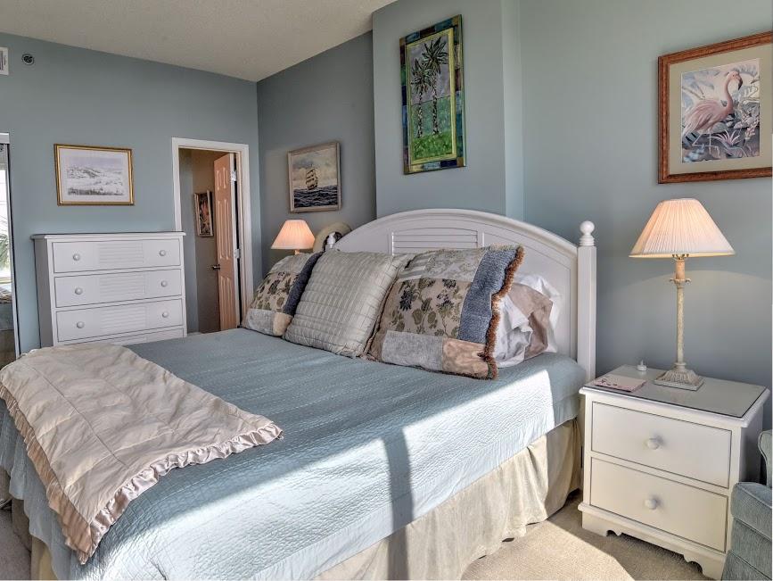 LEEWARD KEY - Residential