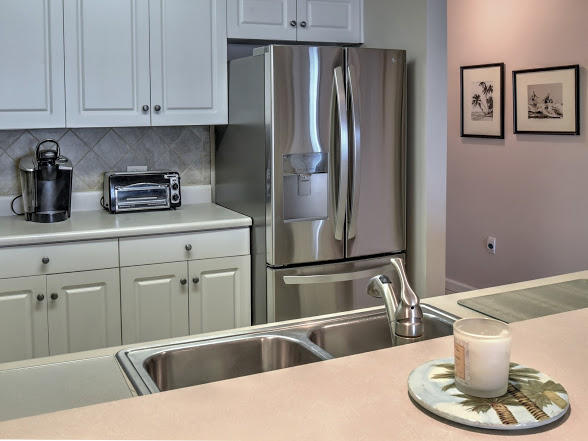 LEEWARD KEY - Residential