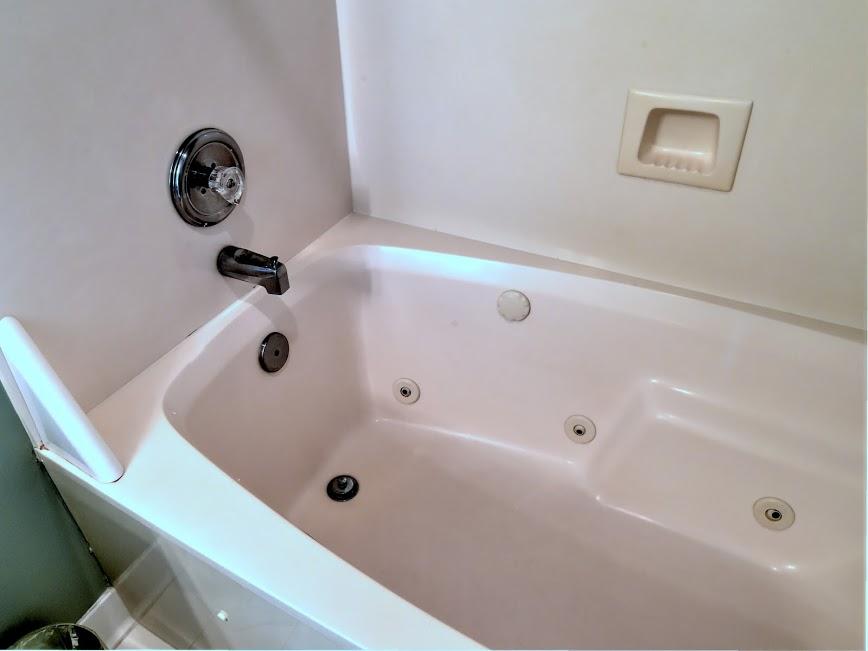 LEEWARD KEY - Residential