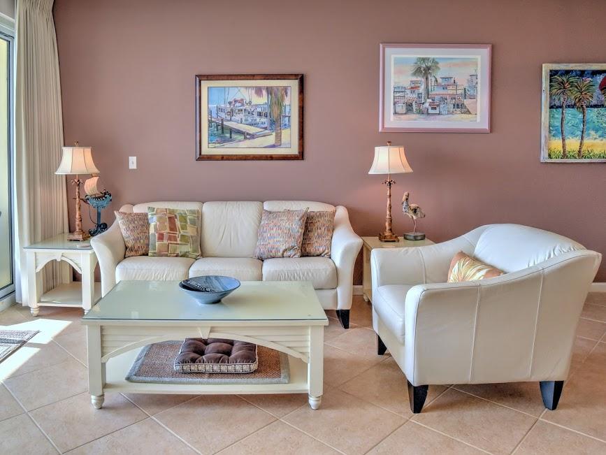 LEEWARD KEY - Residential