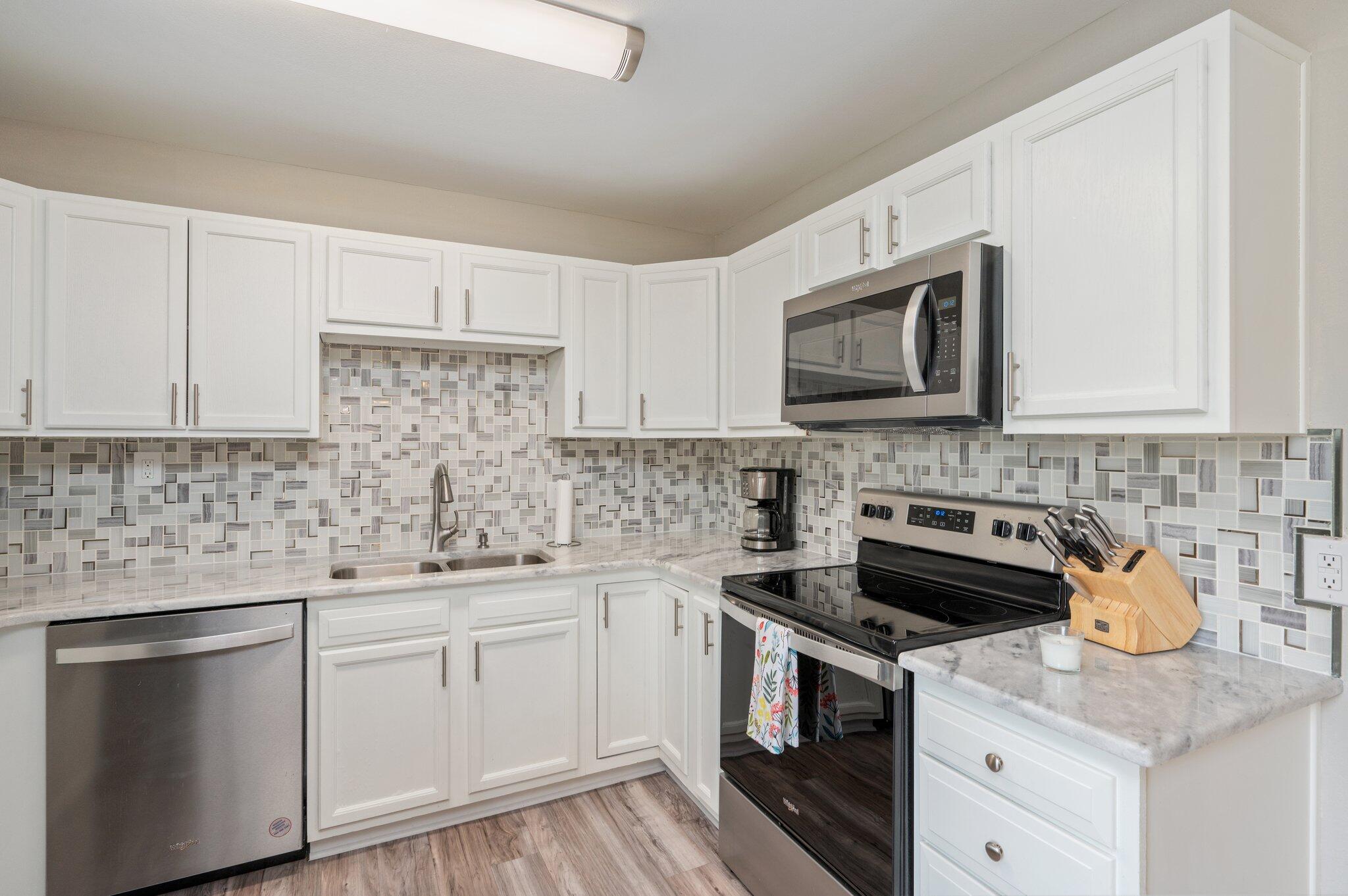 OAKWOOD HILLS UNIT 1 - Residential