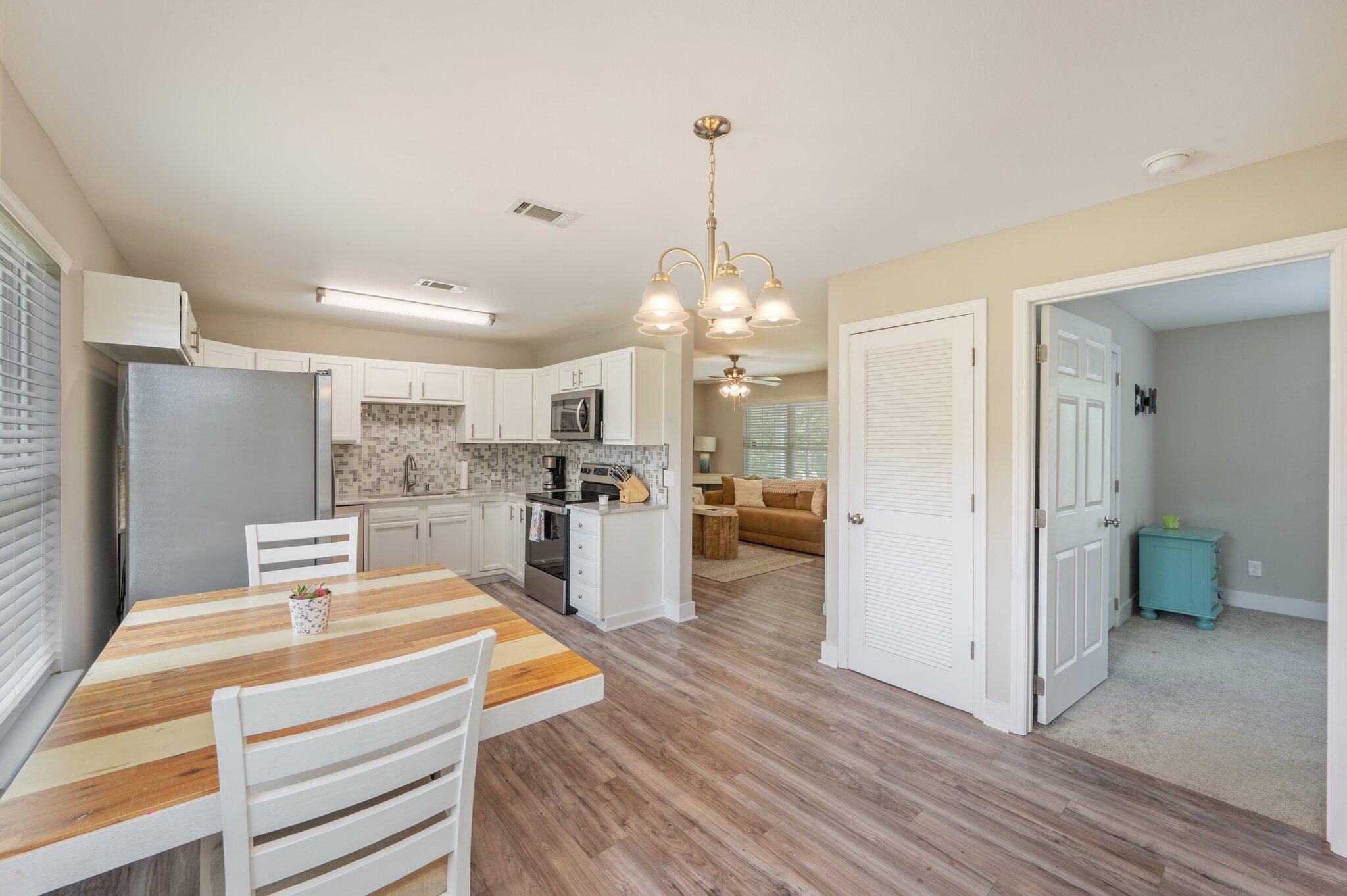 OAKWOOD HILLS UNIT 1 - Residential