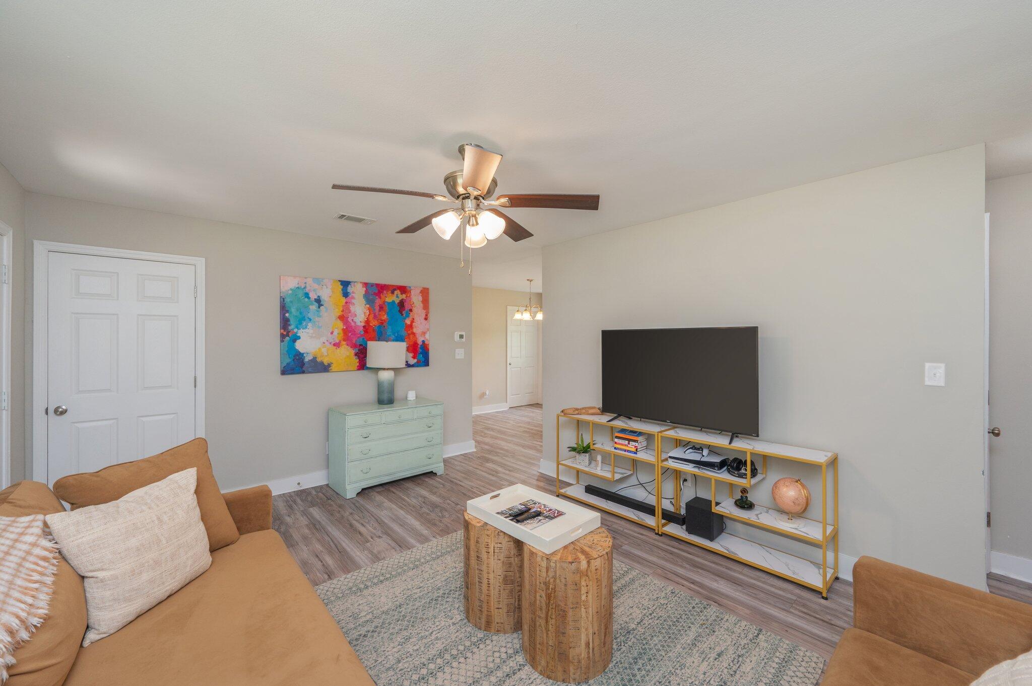 OAKWOOD HILLS UNIT 1 - Residential