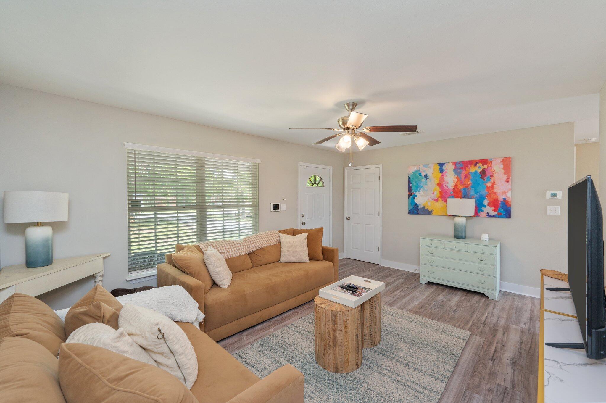 OAKWOOD HILLS UNIT 1 - Residential