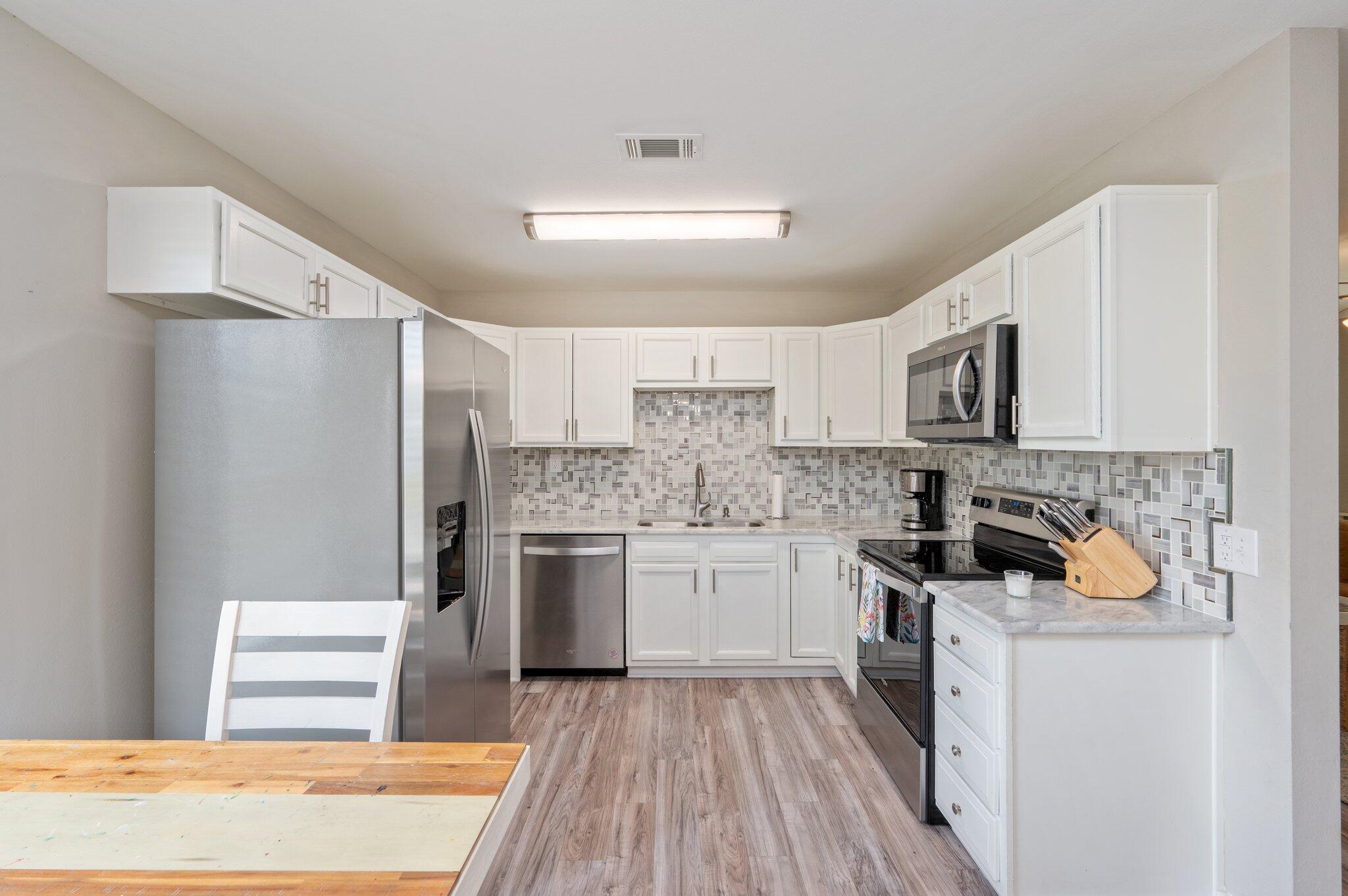 OAKWOOD HILLS UNIT 1 - Residential