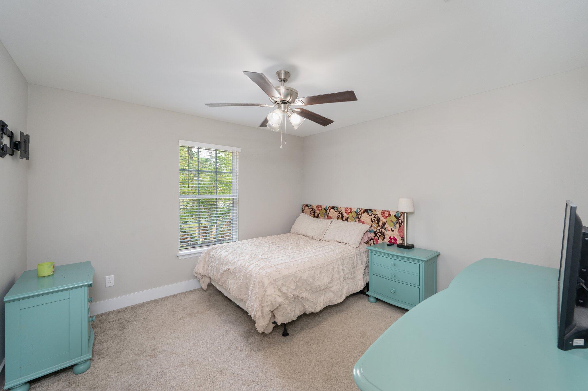 OAKWOOD HILLS UNIT 1 - Residential