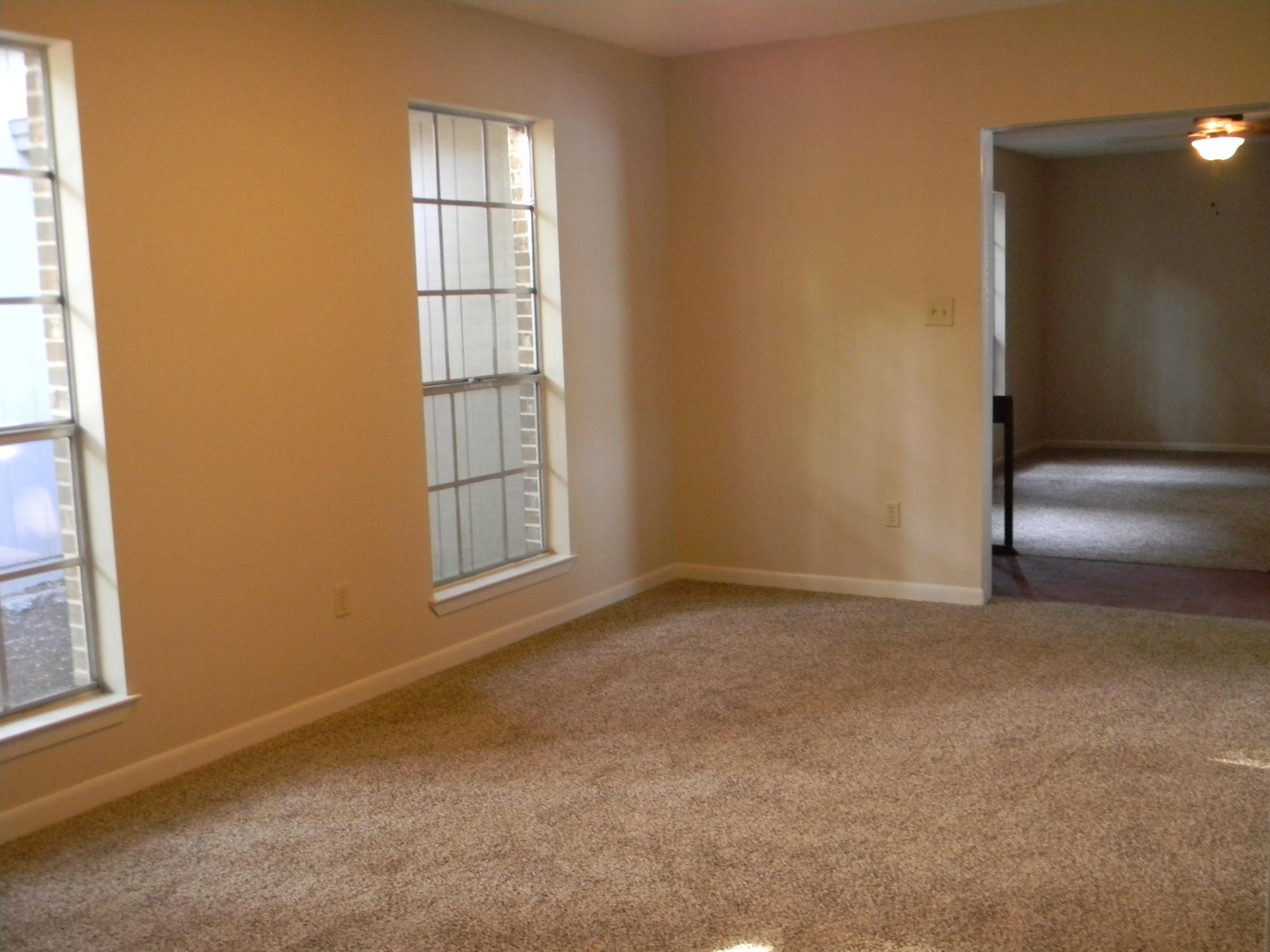 VAN HOUTEN S/D - Residential