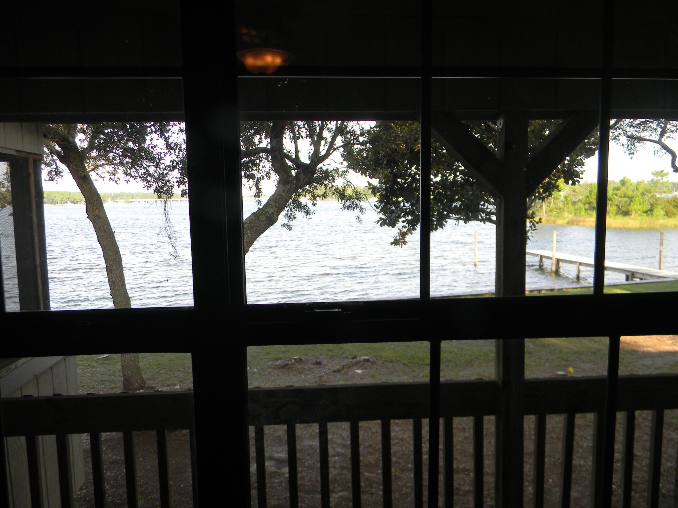 VAN HOUTEN S/D - Residential