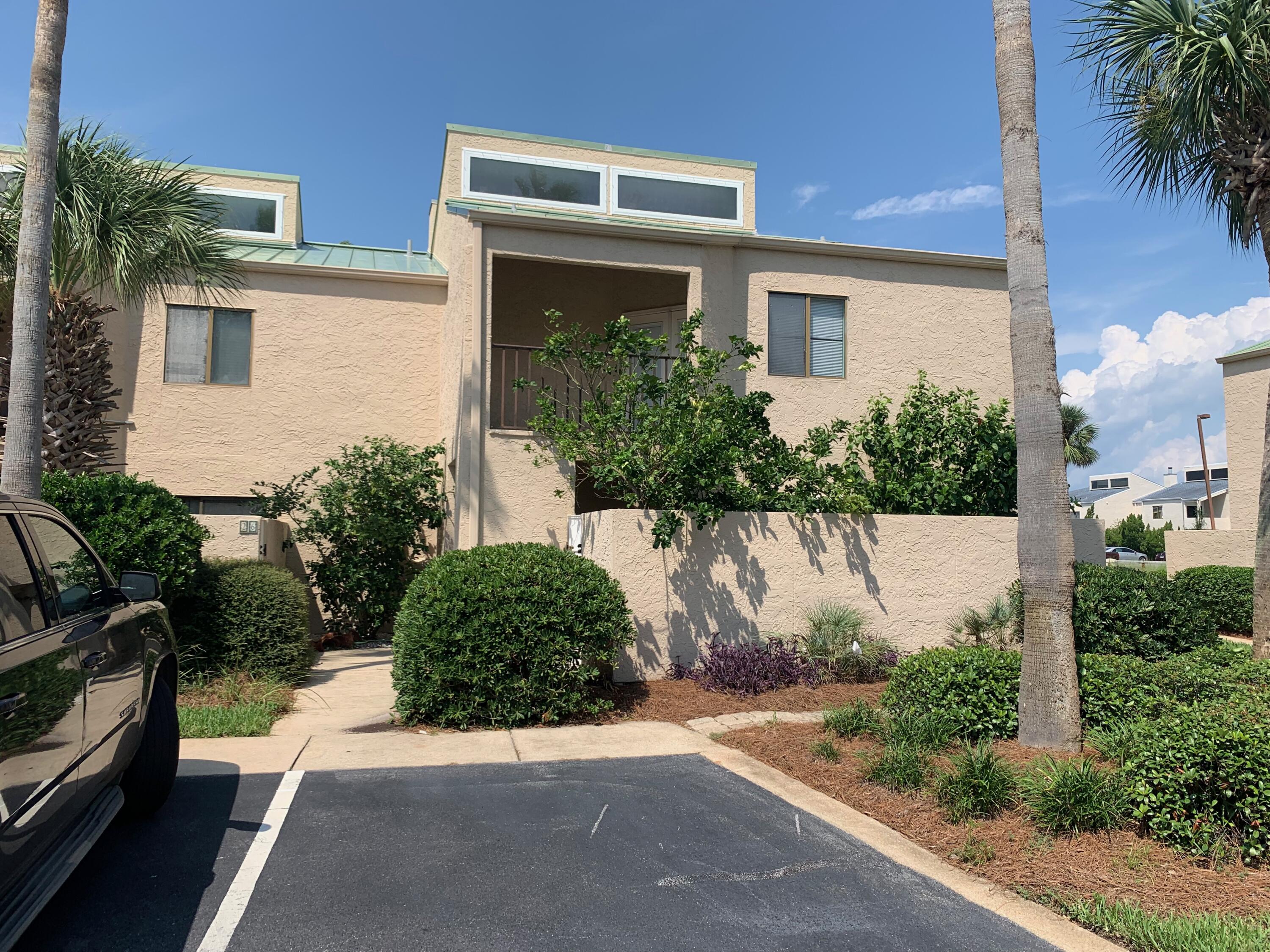 SHORELINE GARDENS T/H - Residential