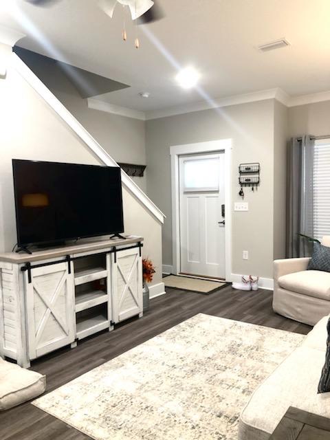 VERANDAS AT FREEPORT - Residential Lease