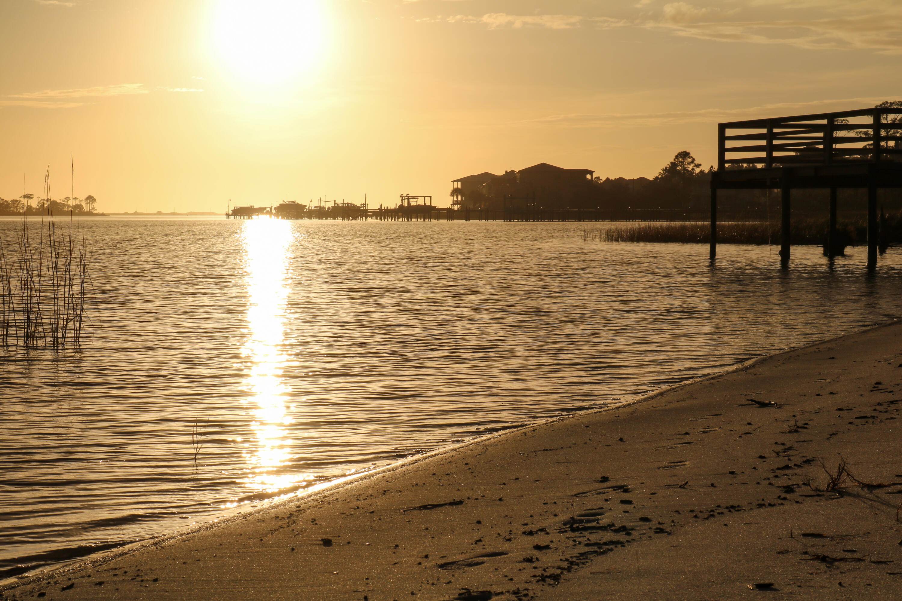 MARSH HARBOR - Residential